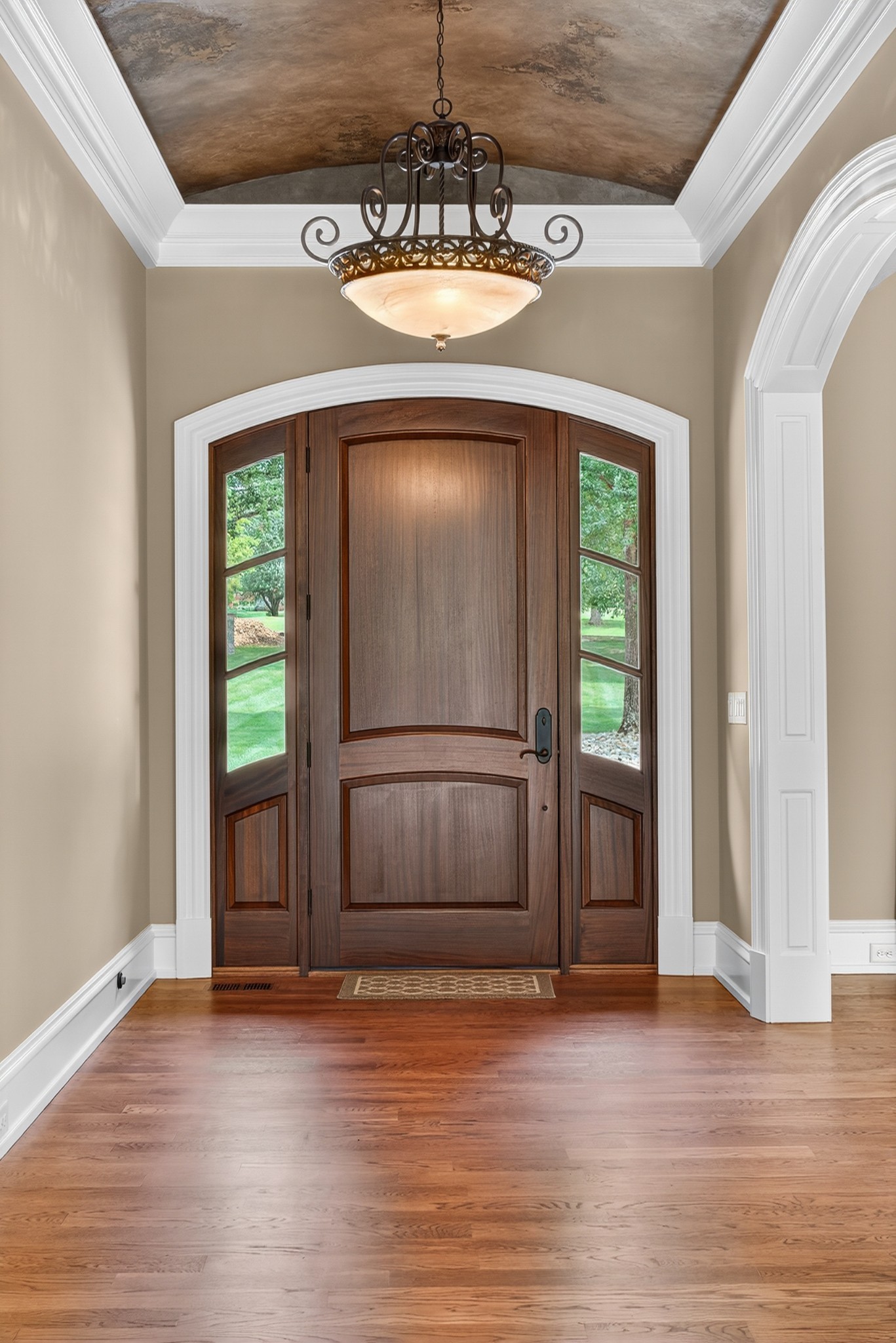 214 Bluegrass Dr