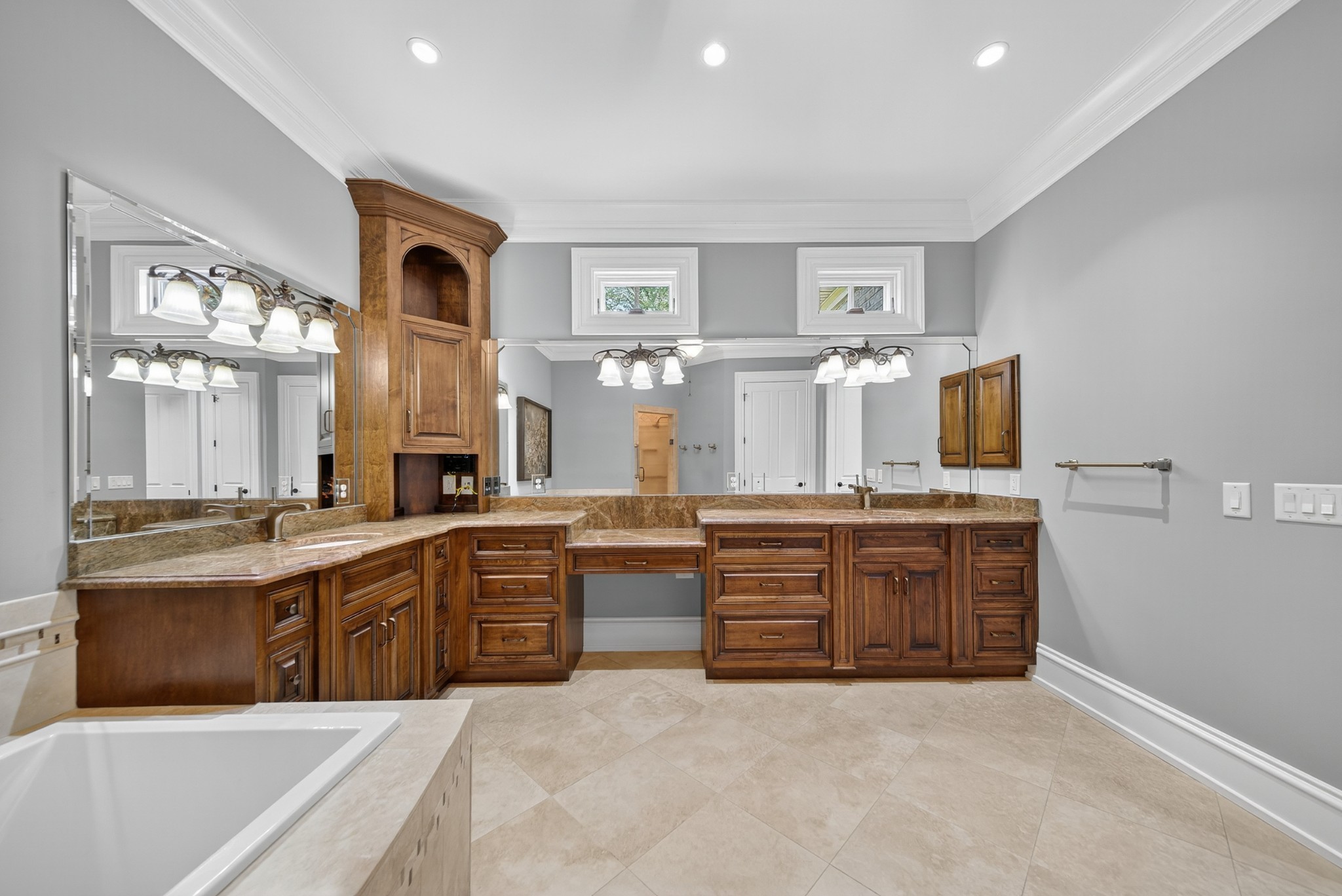 214 Bluegrass Dr
