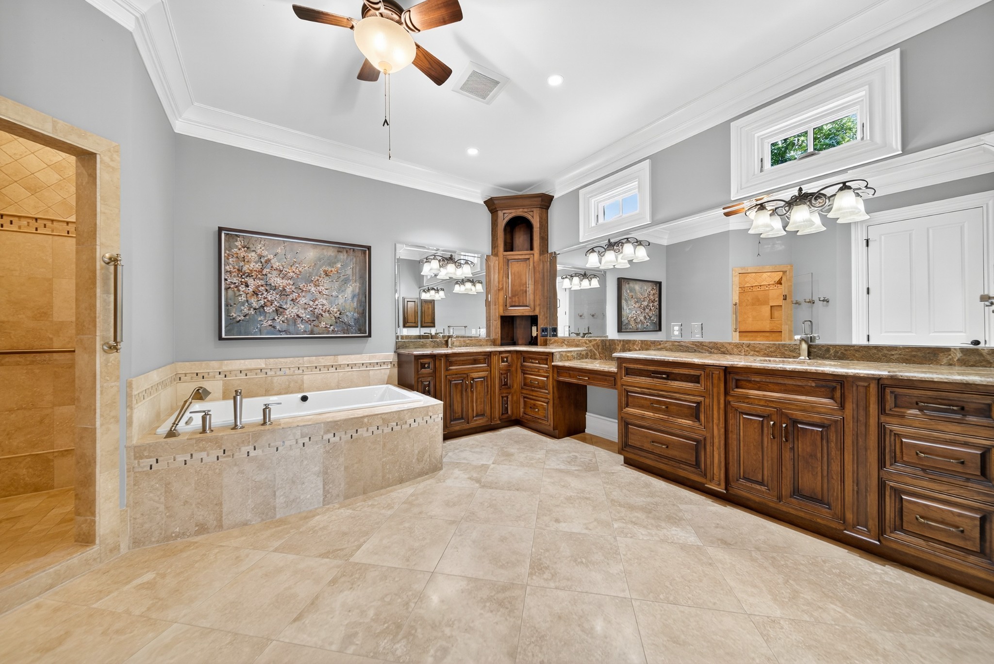 214 Bluegrass Dr