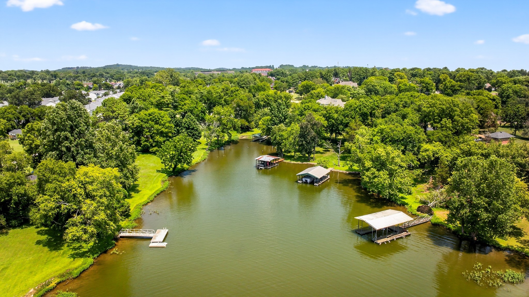 214 Bluegrass Dr