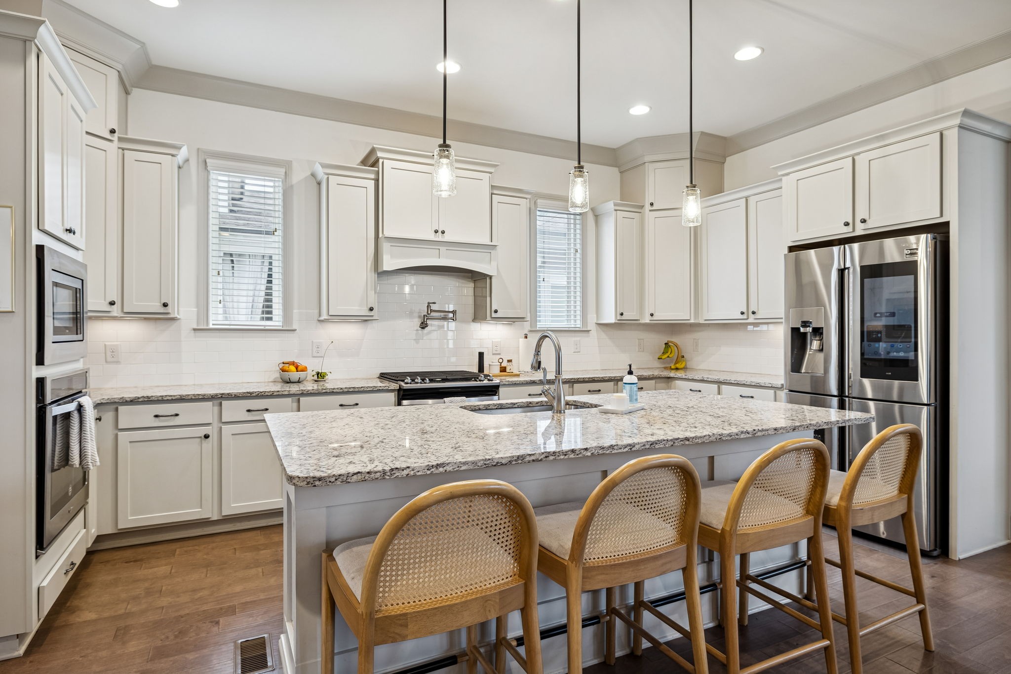 1566 Drakes Creek Rd