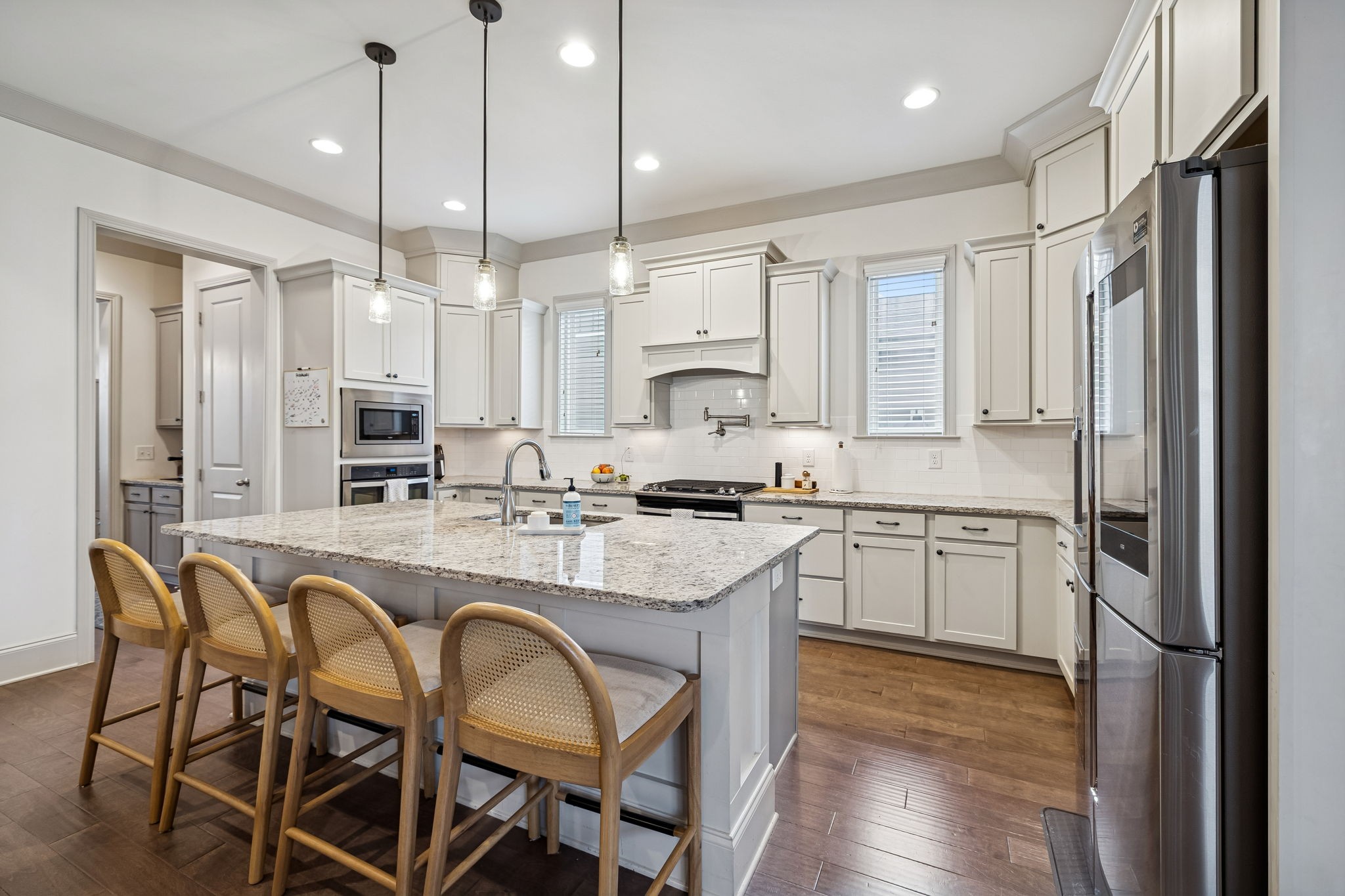 1566 Drakes Creek Rd