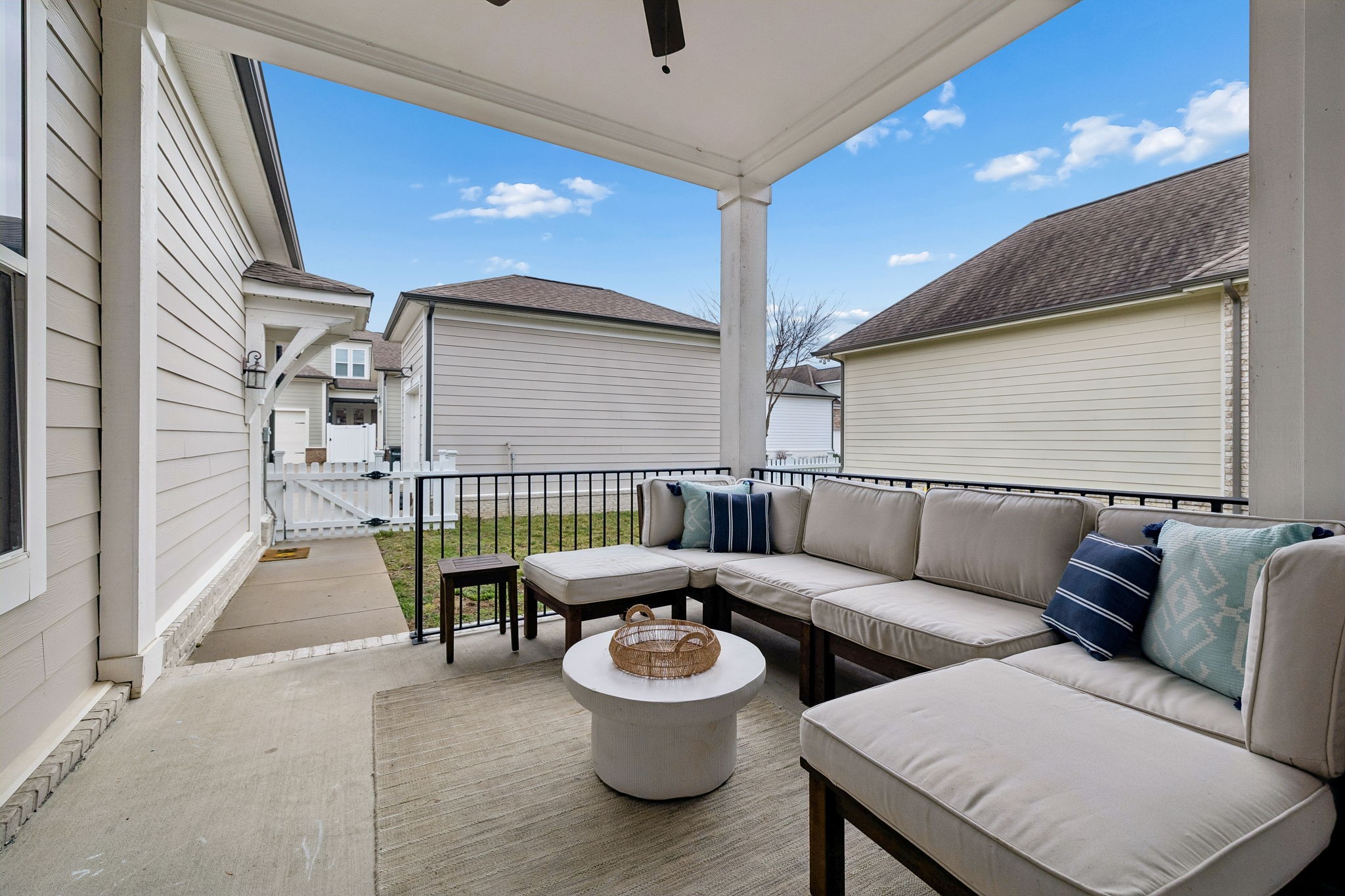 1566 Drakes Creek Rd