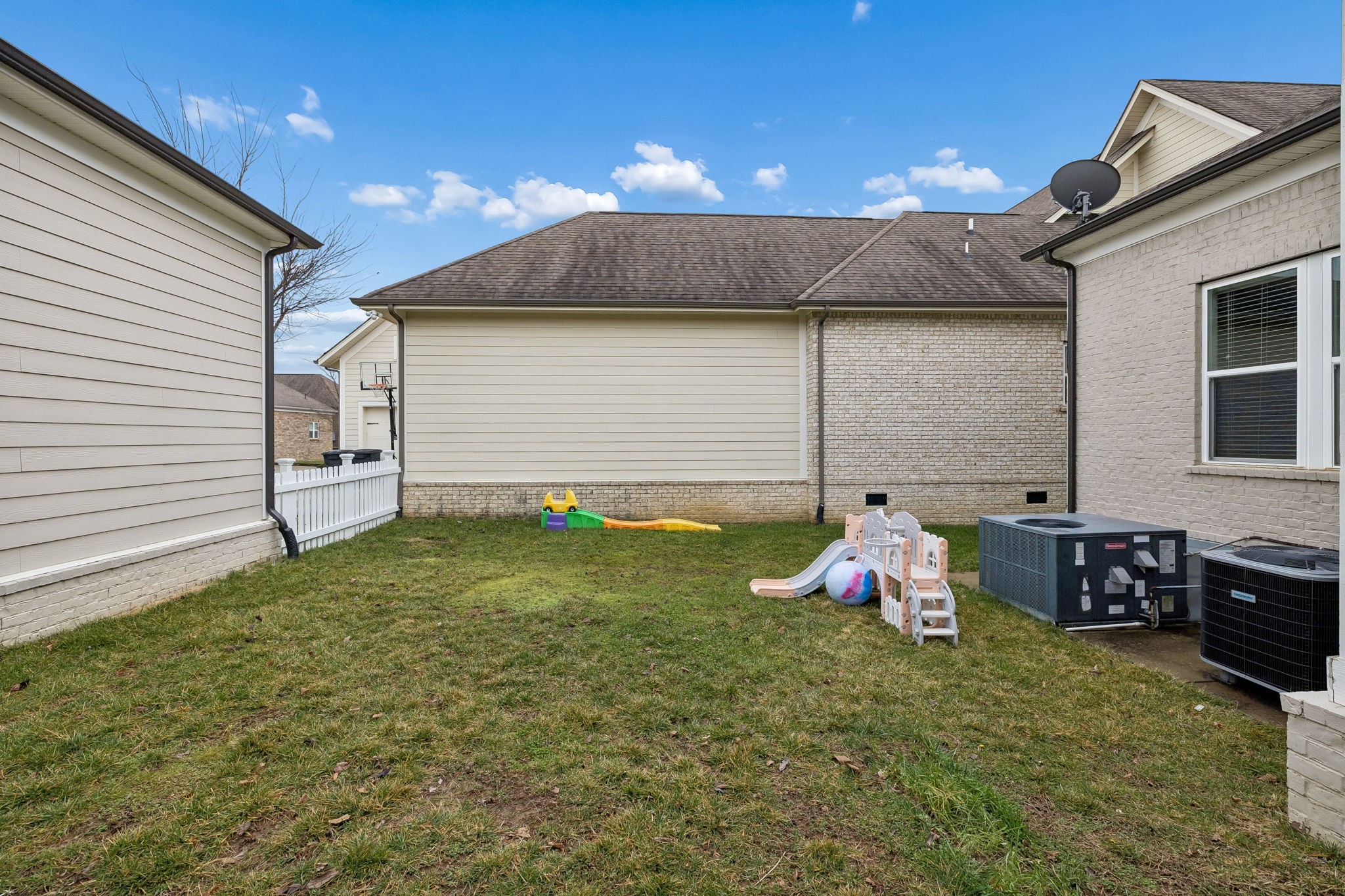 1566 Drakes Creek Rd