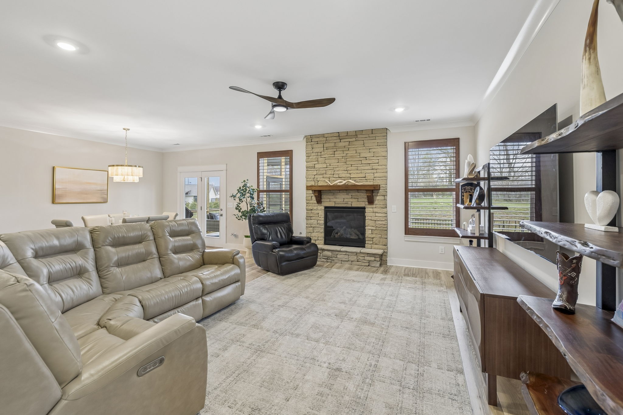 837 Odell Dr