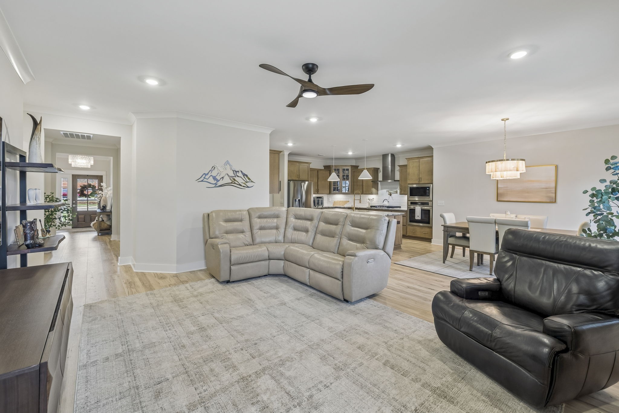837 Odell Dr