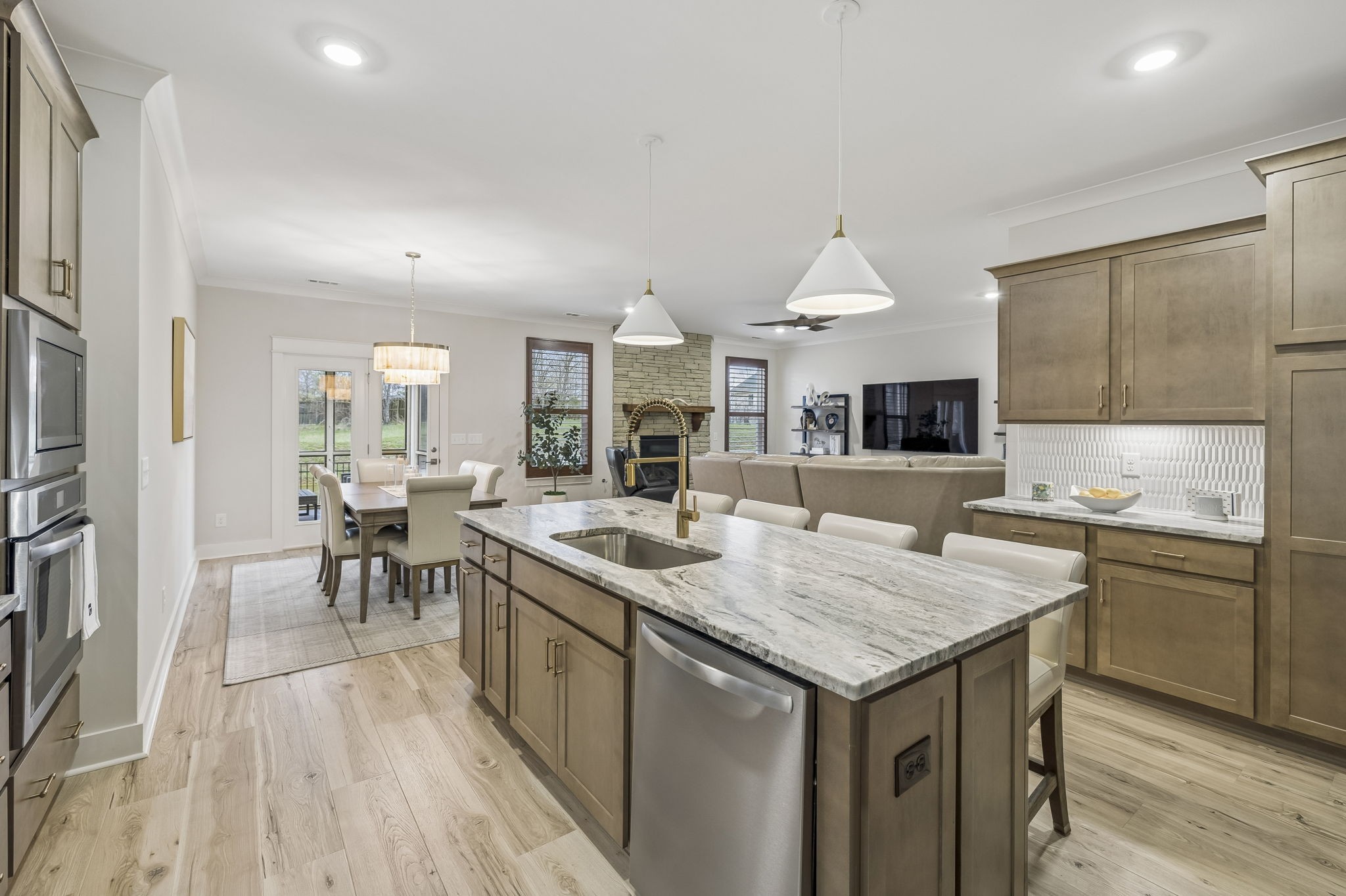 837 Odell Dr