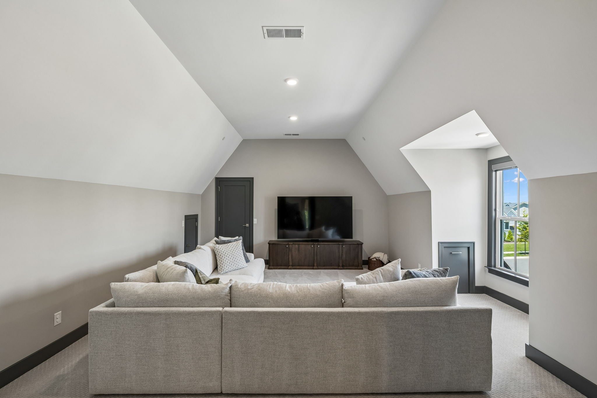 4622 Genevieve Leigh Dr