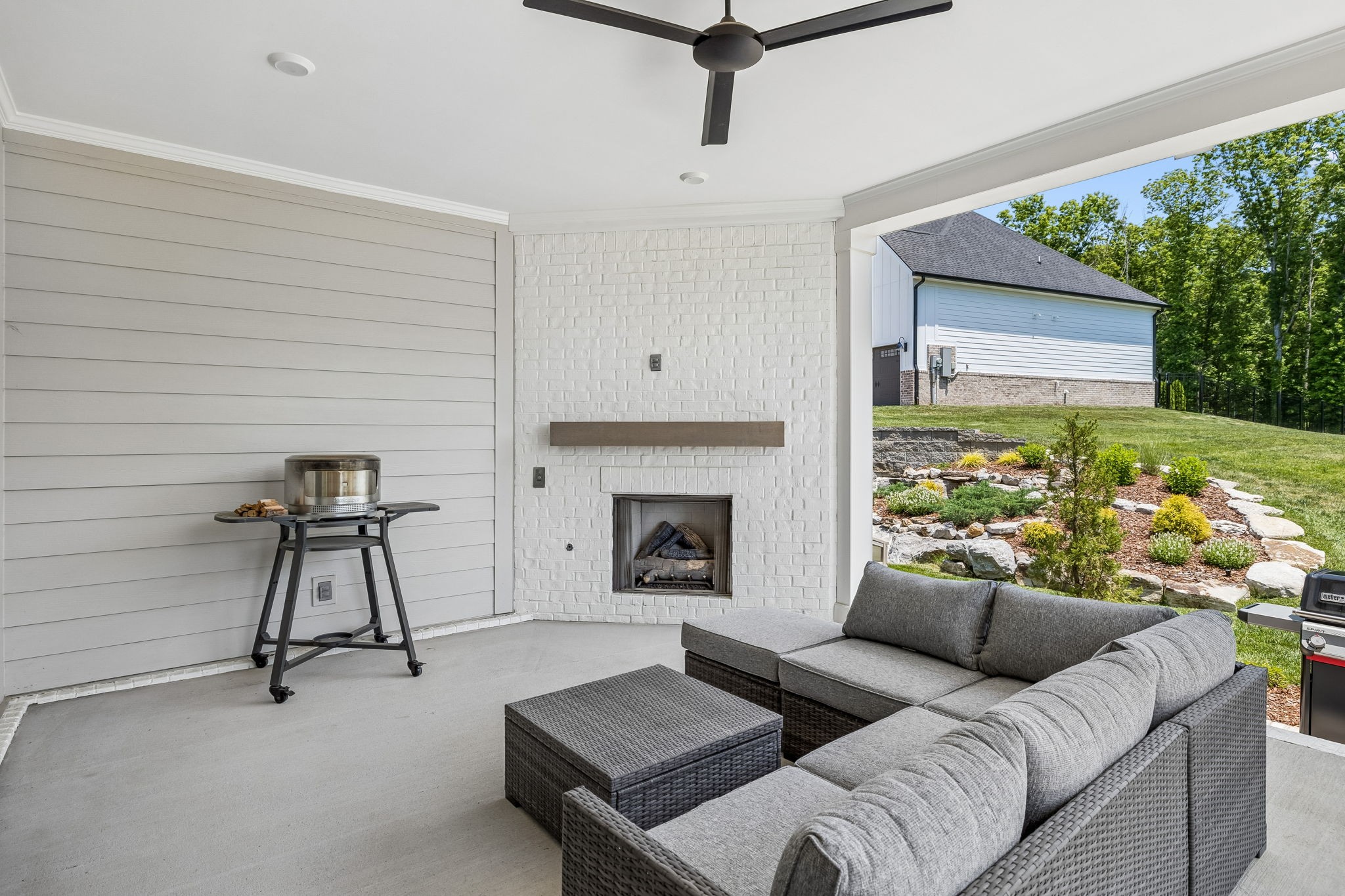 4622 Genevieve Leigh Dr