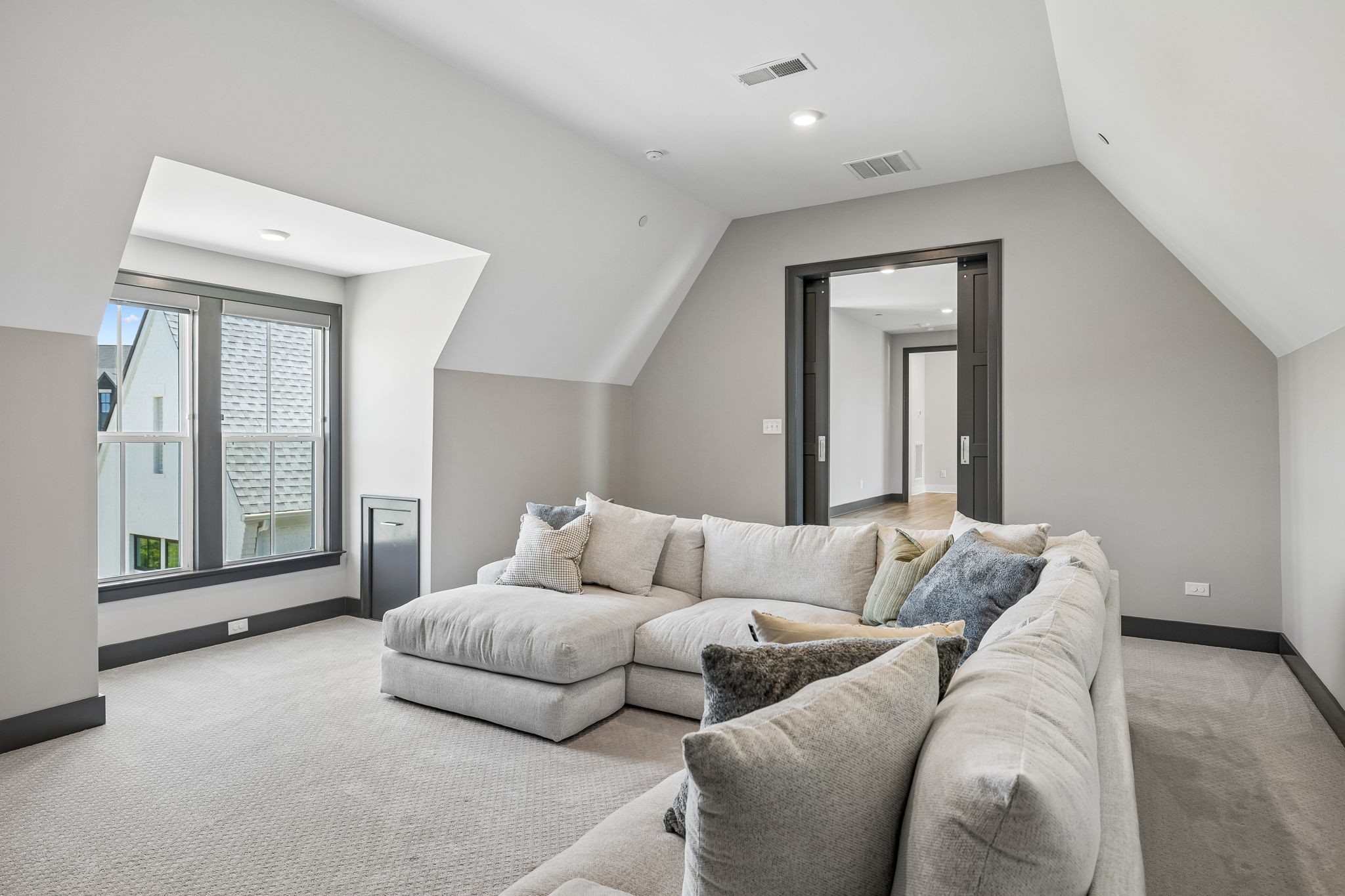 4622 Genevieve Leigh Dr