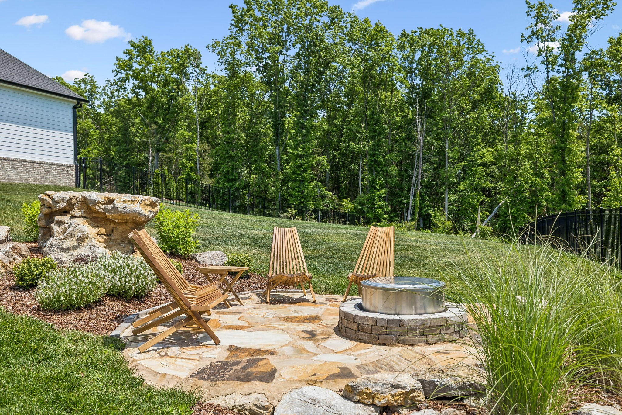 4622 Genevieve Leigh Dr