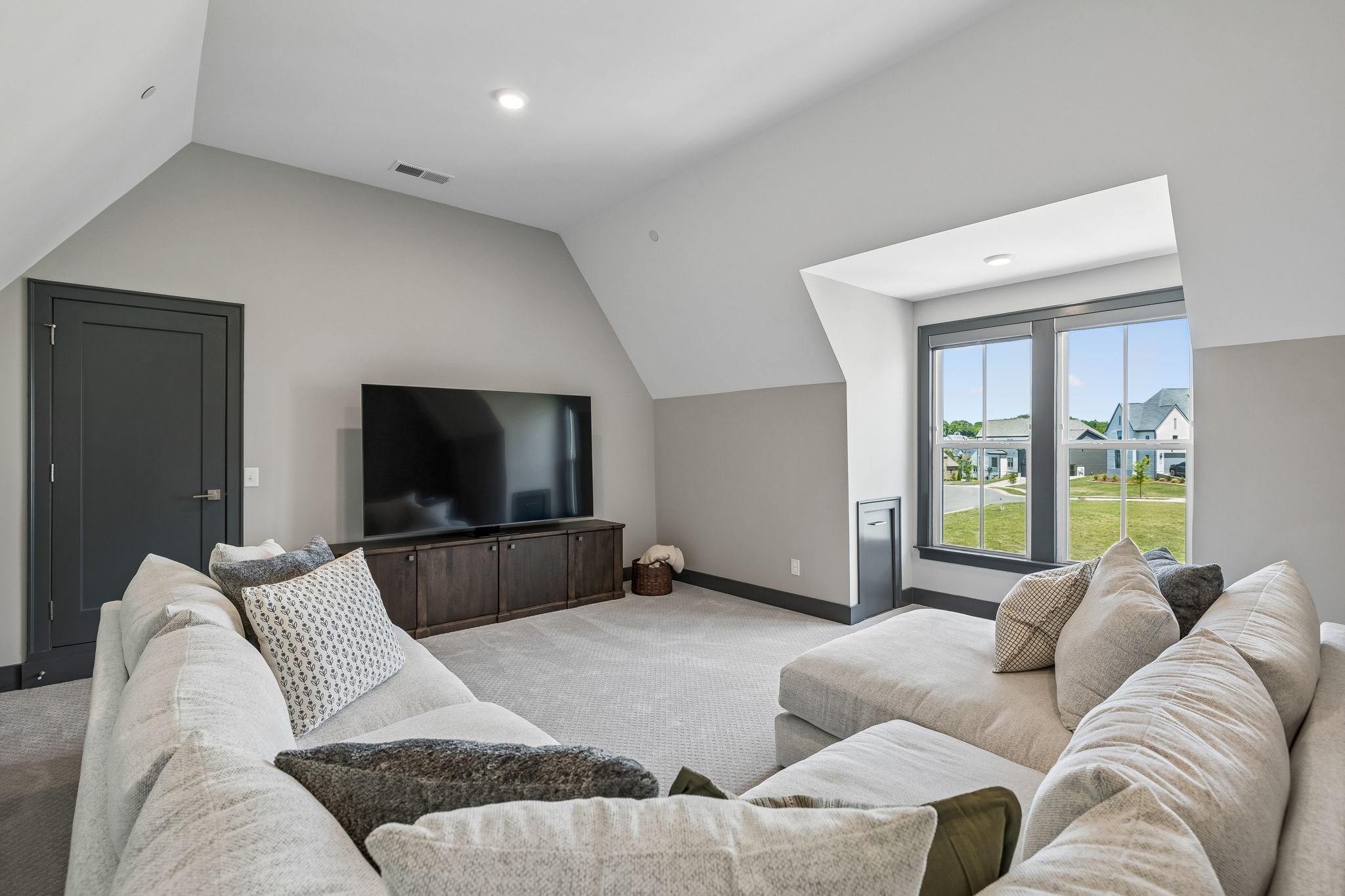 4622 Genevieve Leigh Dr