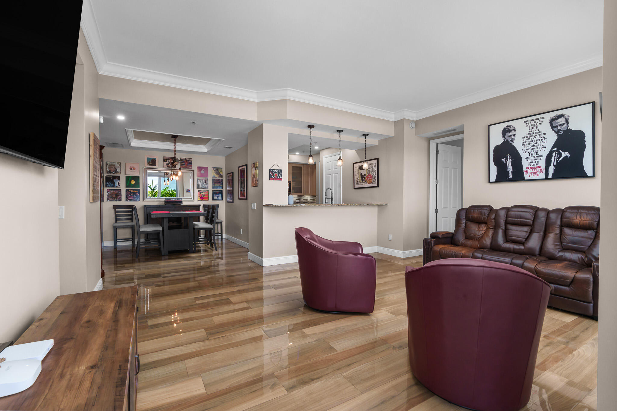 2633 NE 14th Avenue 308