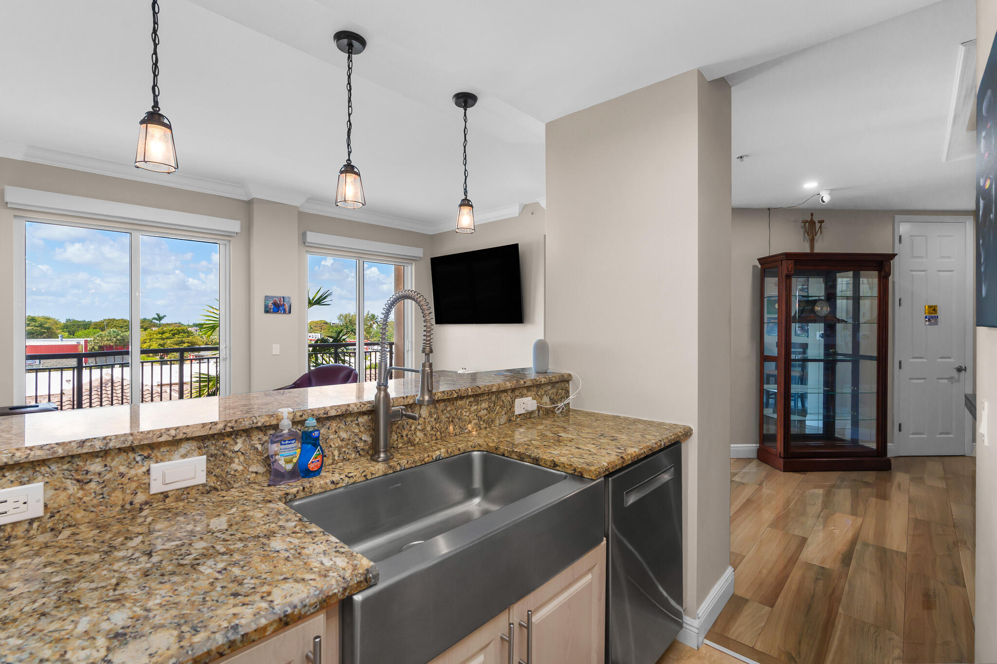 2633 NE 14th Avenue 308