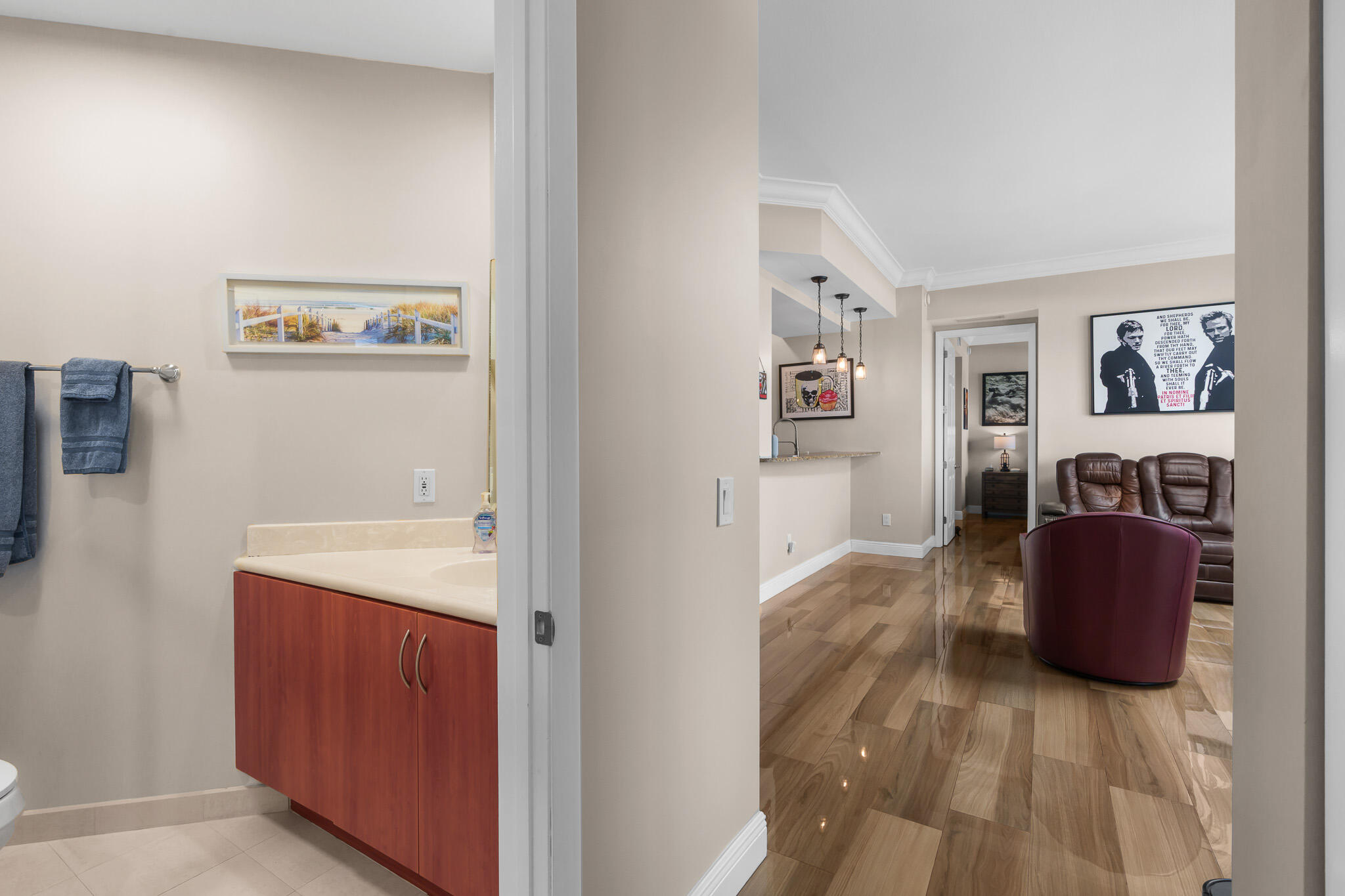 2633 NE 14th Avenue 308