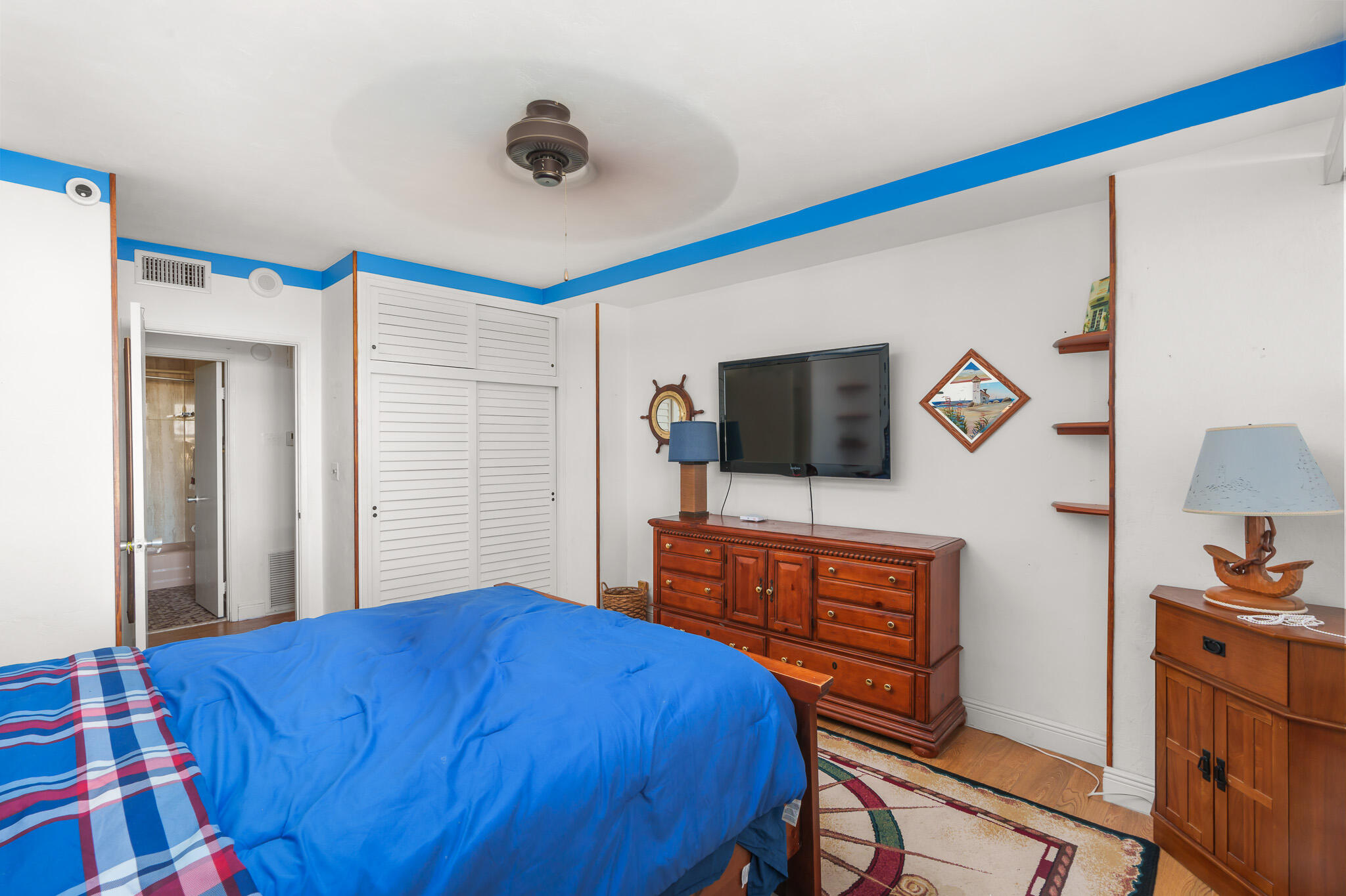 3200 NE 36th Street 703