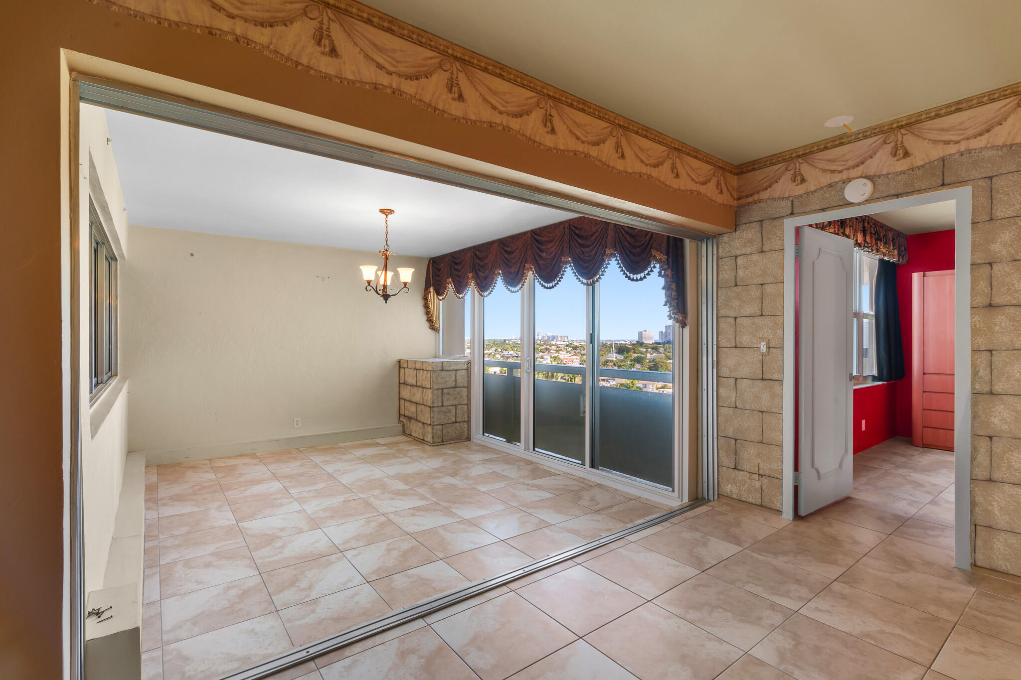 3200 NE 36th Street 1012