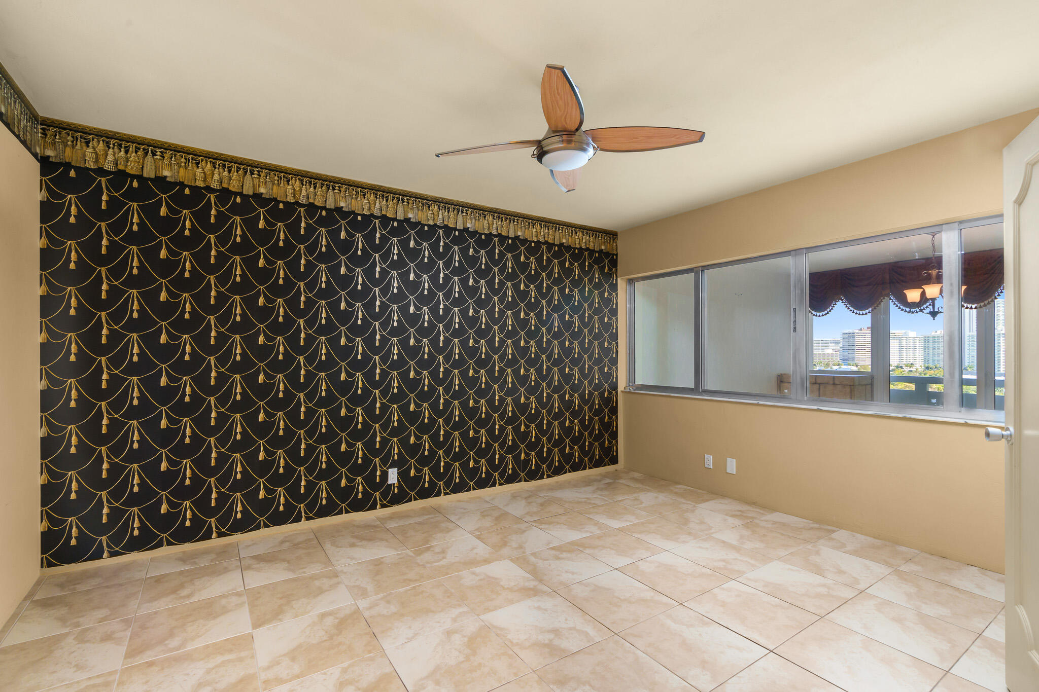 3200 NE 36th Street 1012