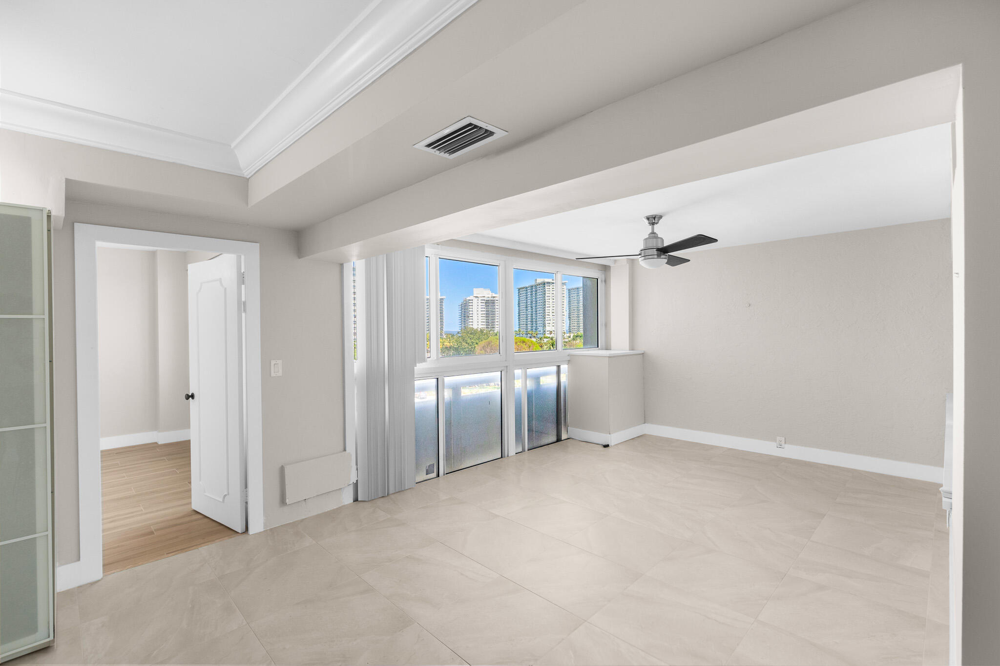 3200 NE 36th Street 619