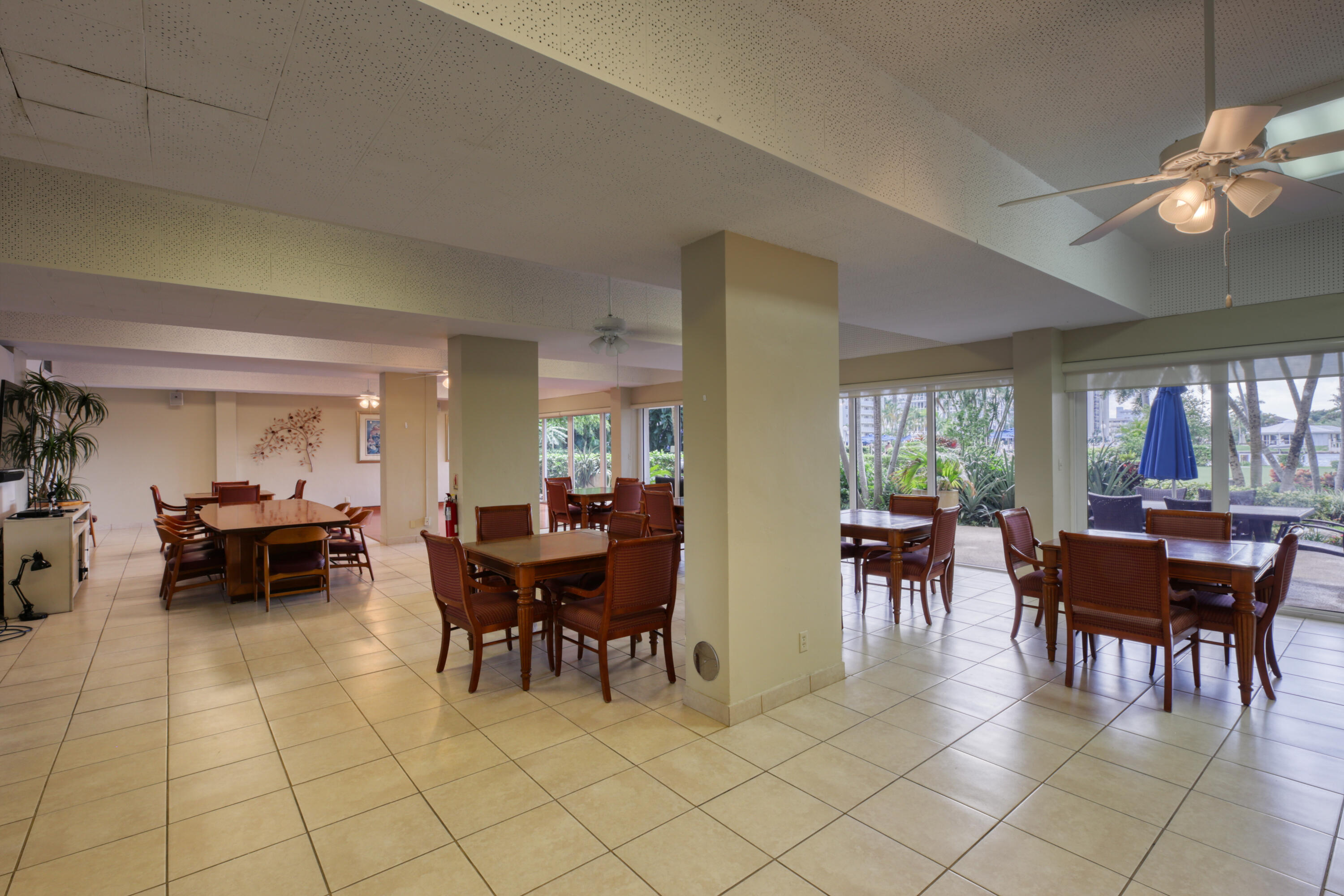 3233 NE 34th Street