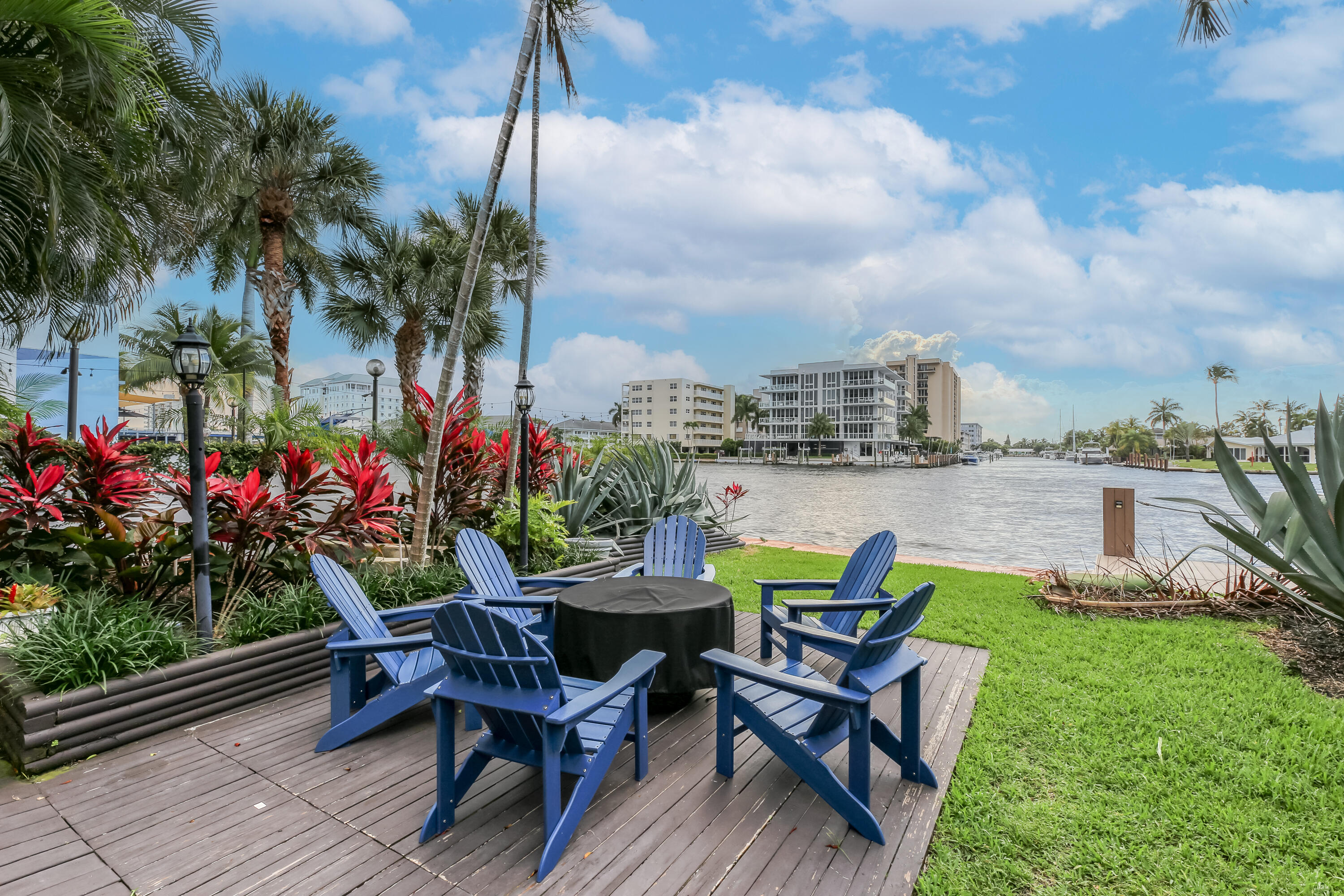 3233 NE 34th Street