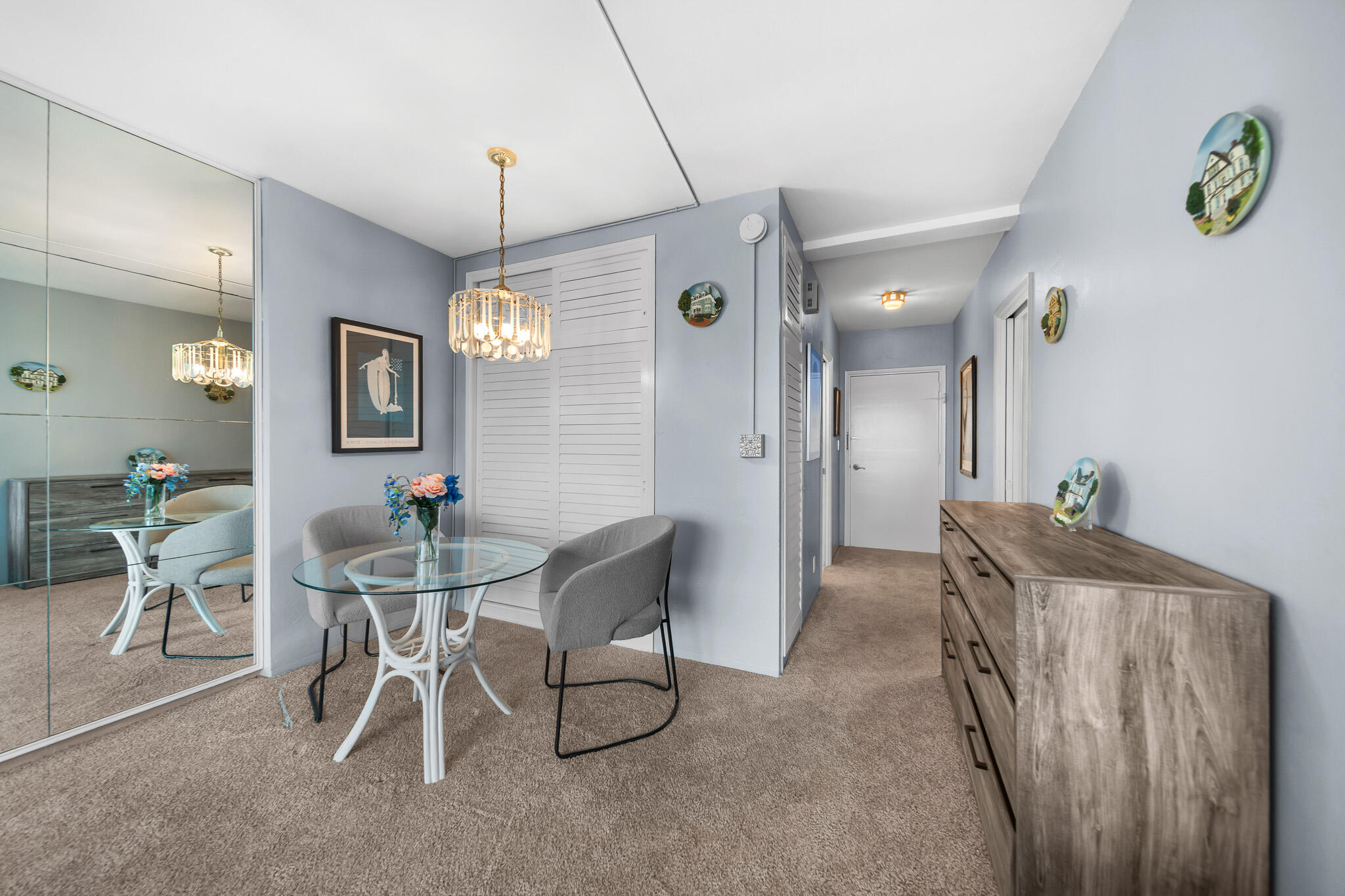 3233 NE 34th Street 718