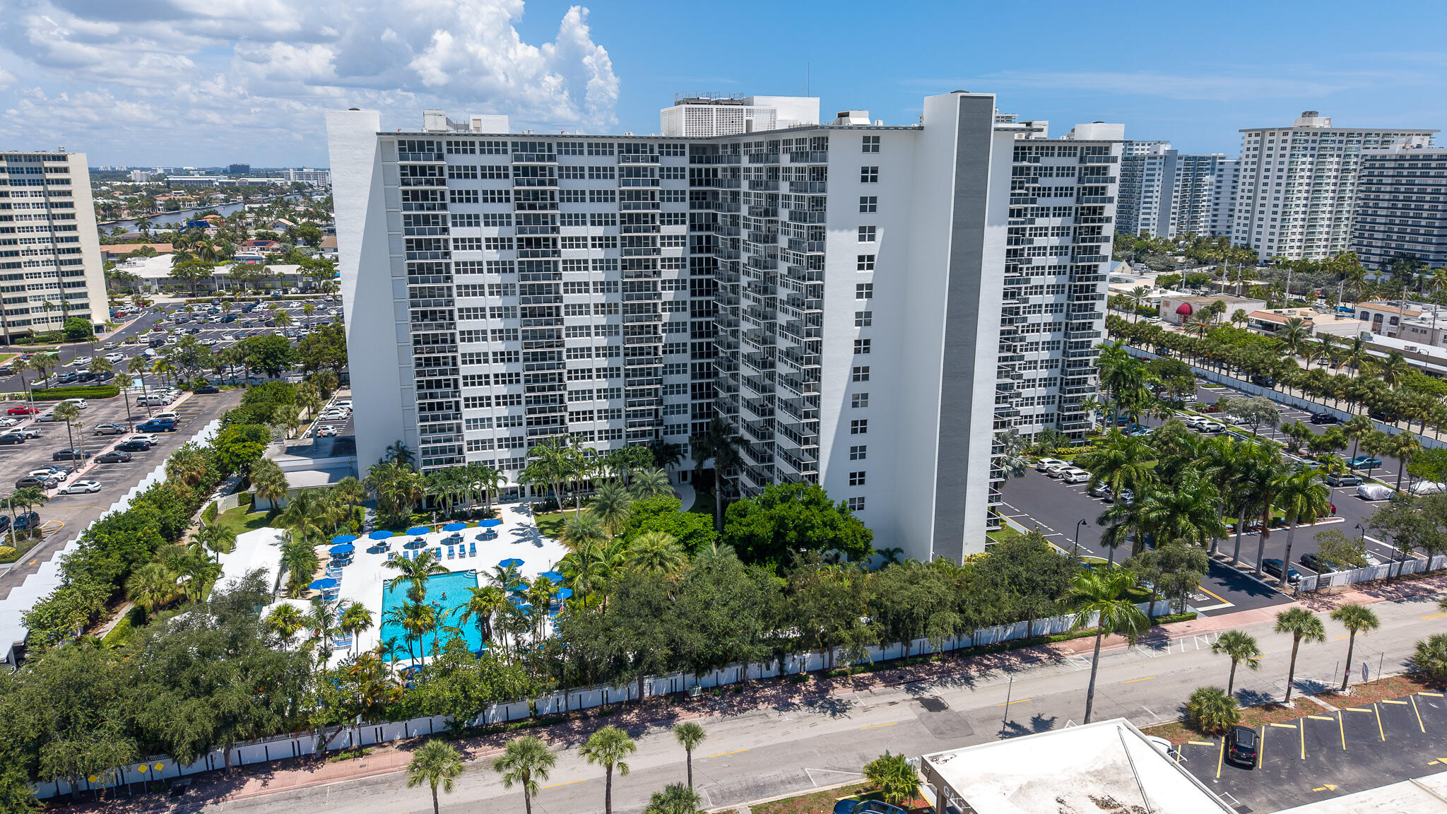 3333 NE 34TH Street 1616