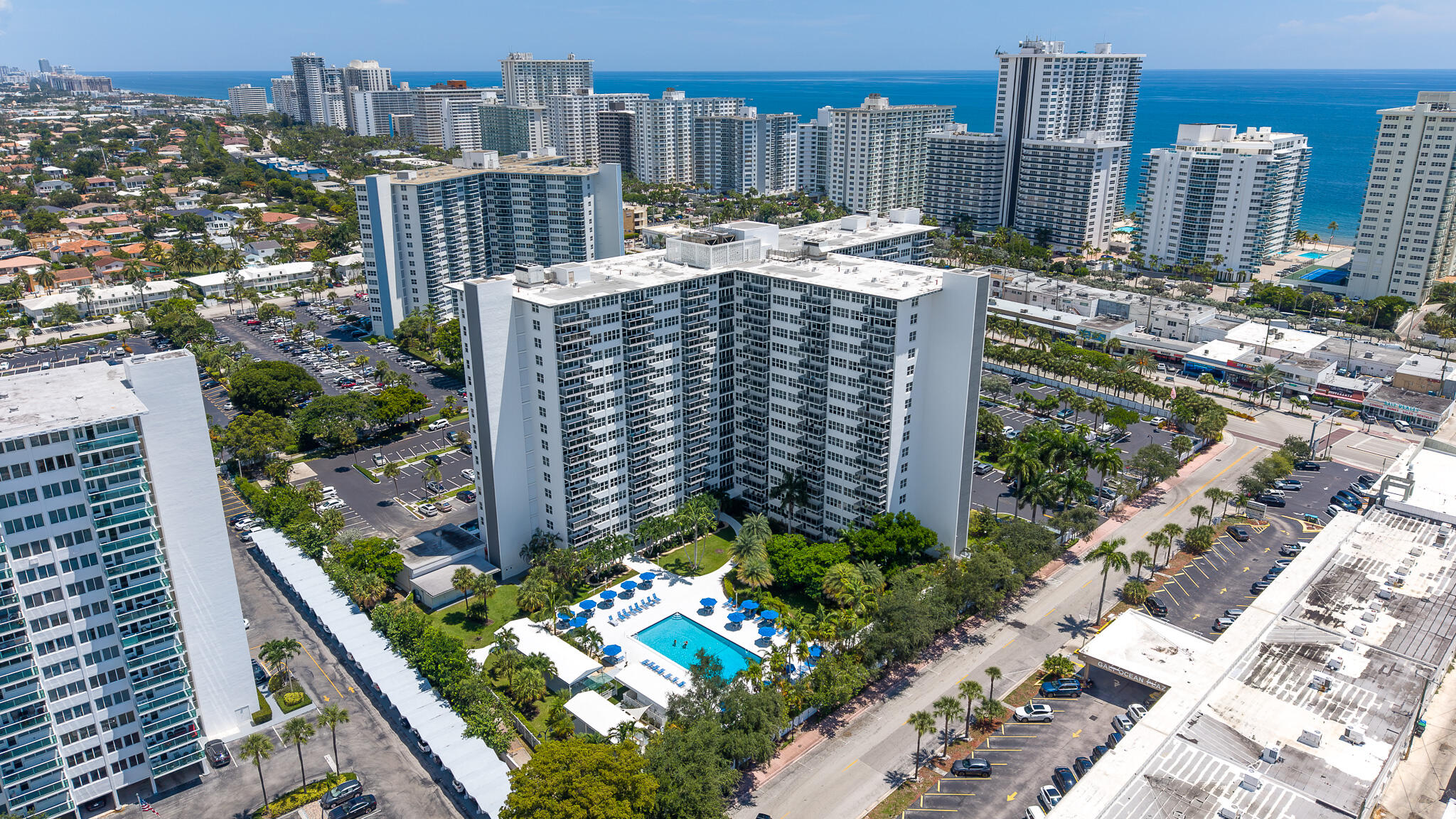 3333 NE 34TH Street 1616