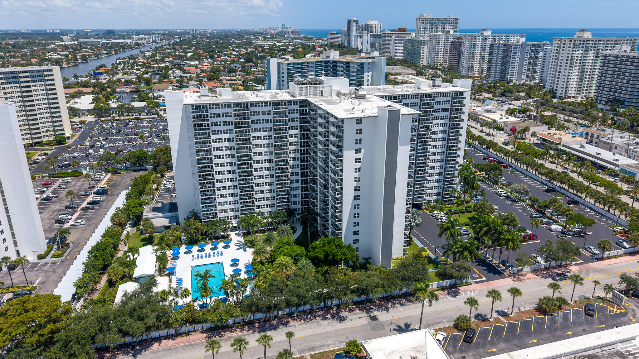 3333 NE 34TH Street 1616
