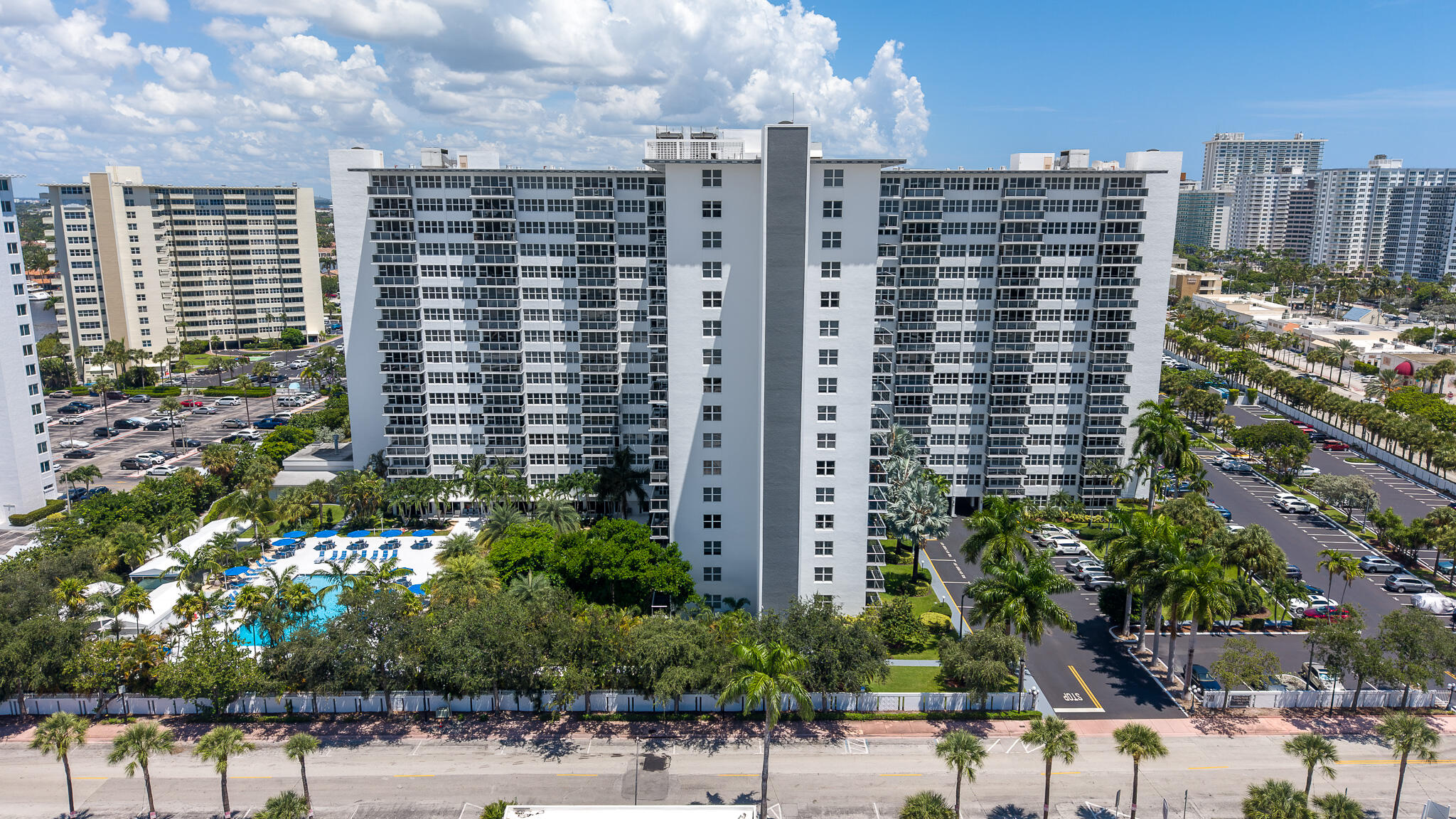 3333 NE 34TH Street 1616