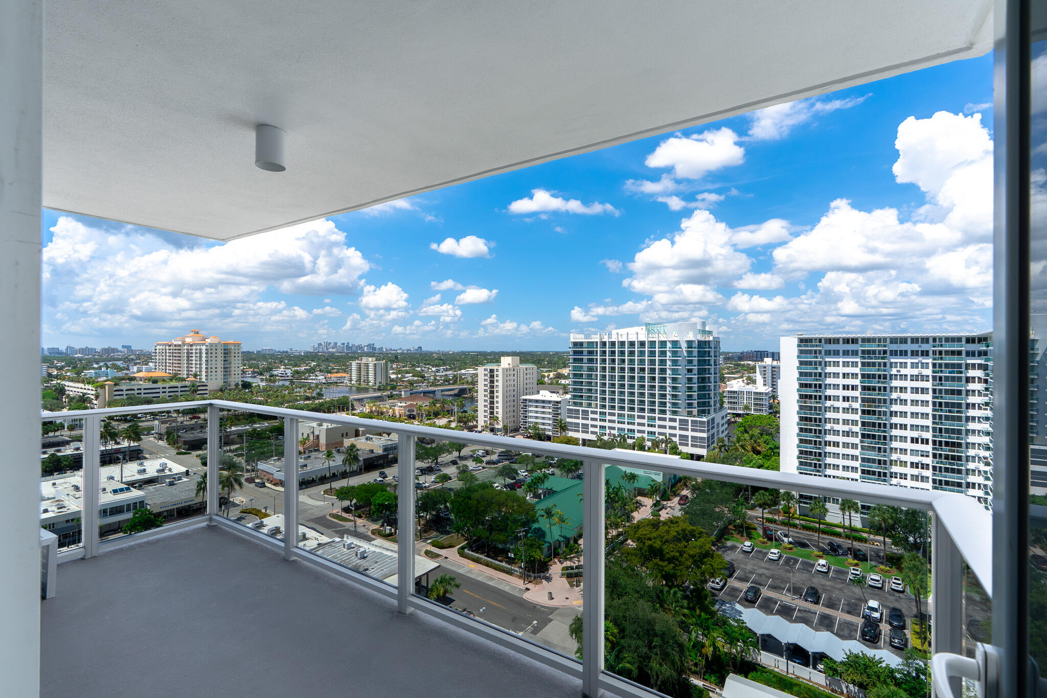 3333 NE 34TH Street 1616