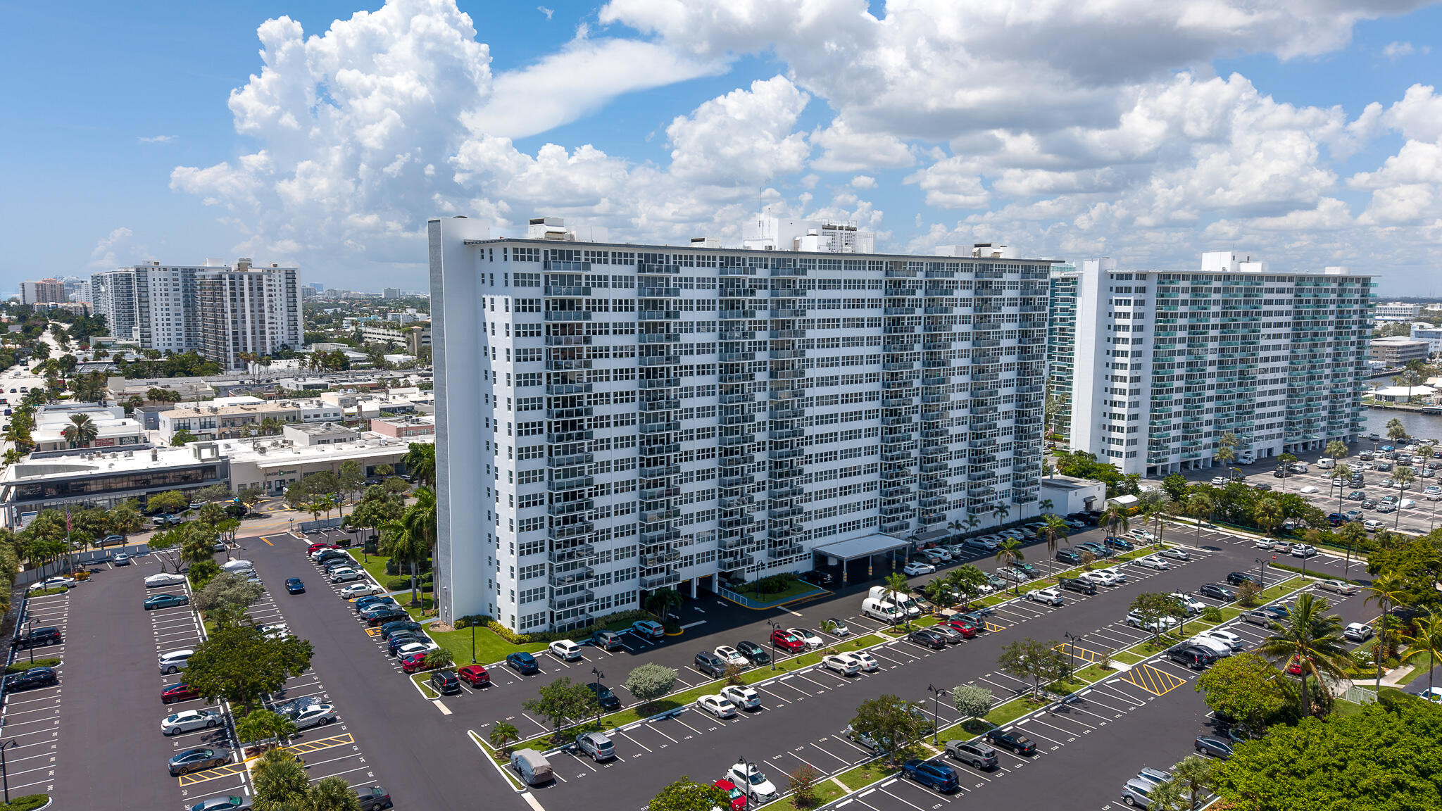 3333 NE 34TH Street 1616