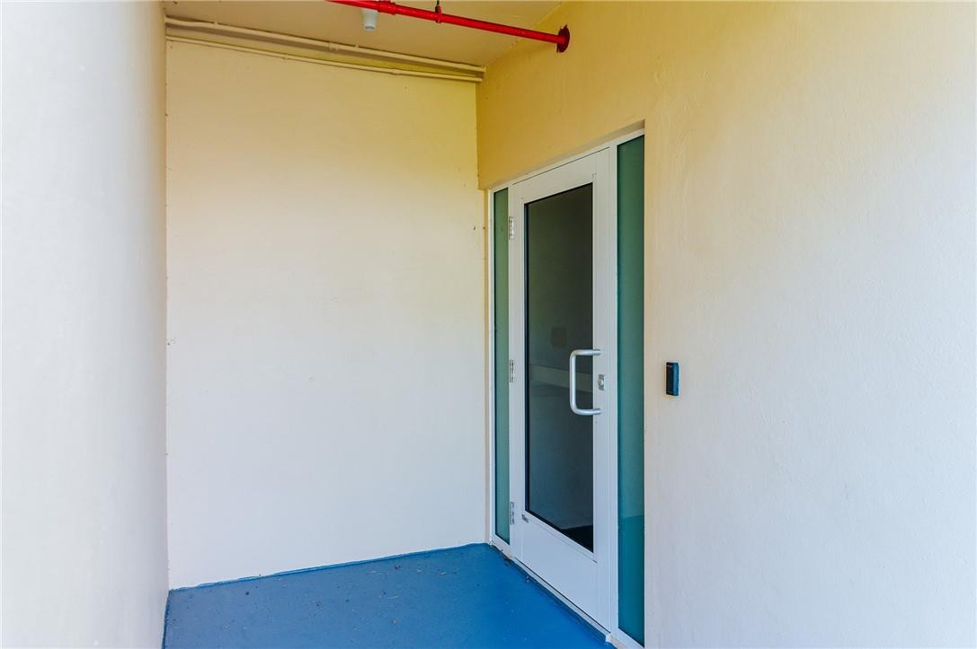 3333 NE 34TH Street 115
