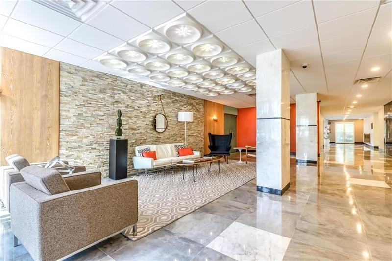 3333 NE 34TH Street 115