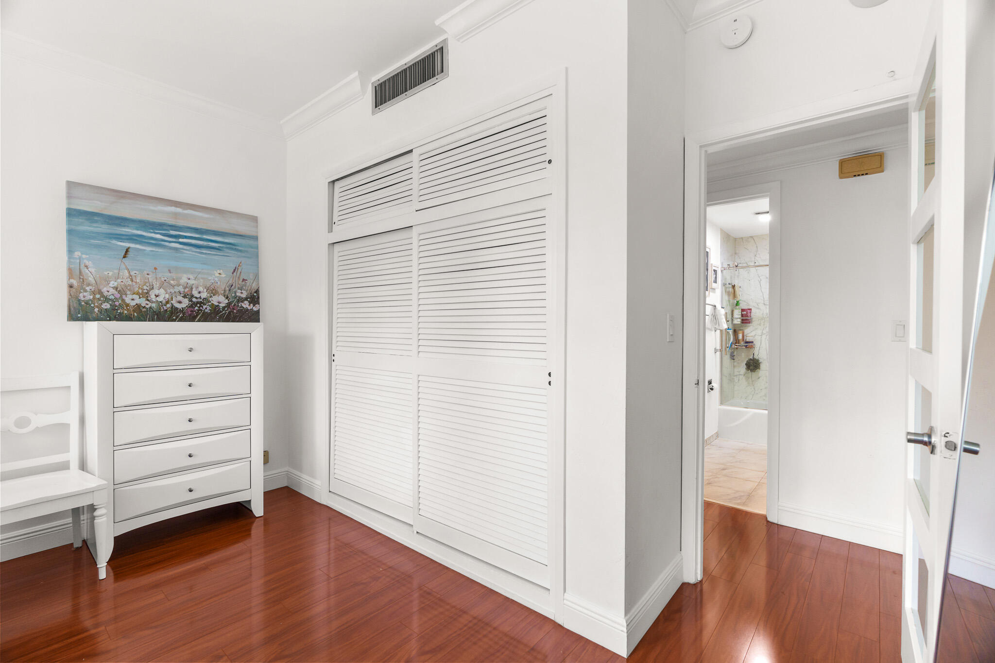 3333 NE 34TH Street 115