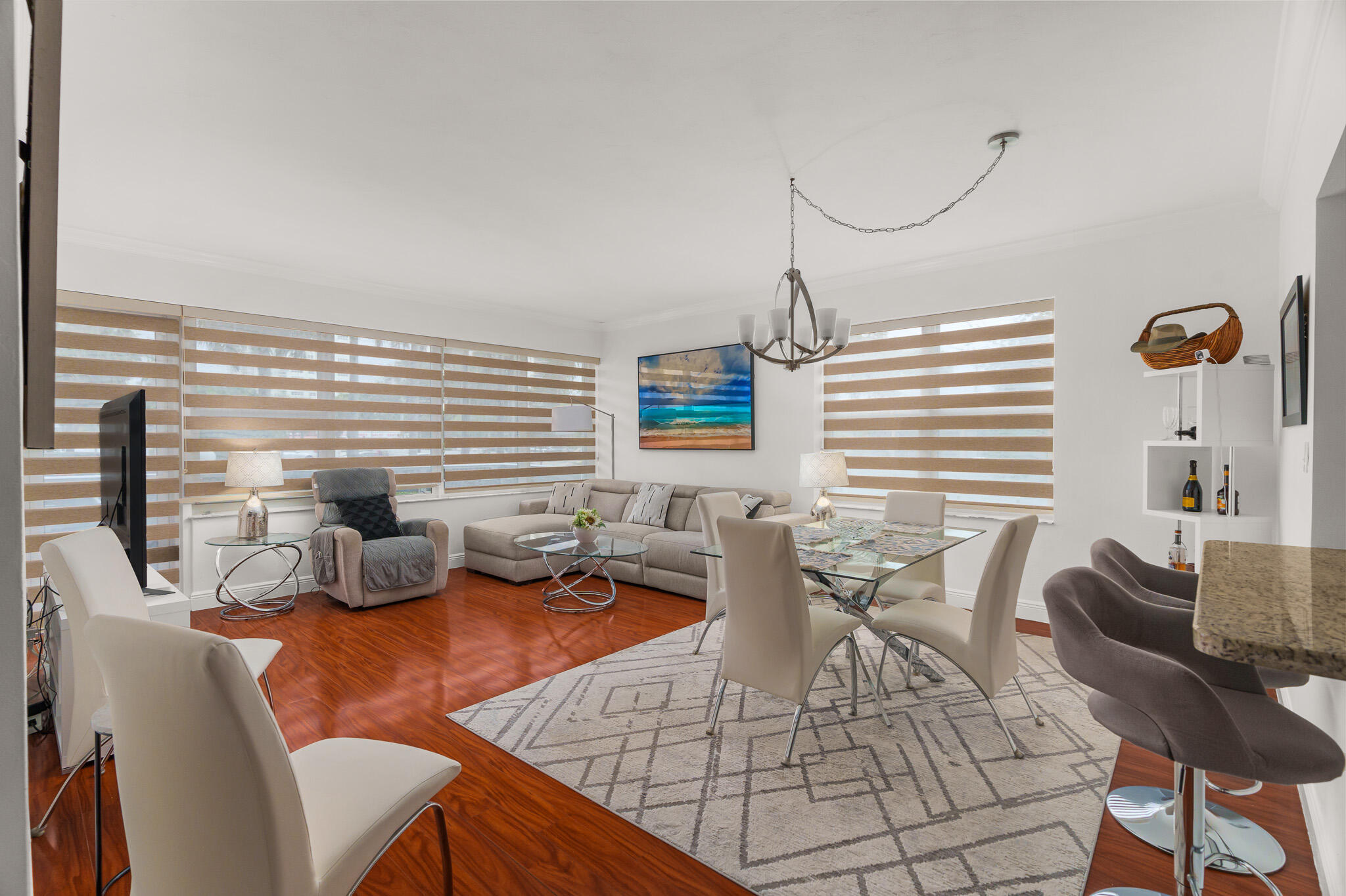3333 NE 34TH Street 115