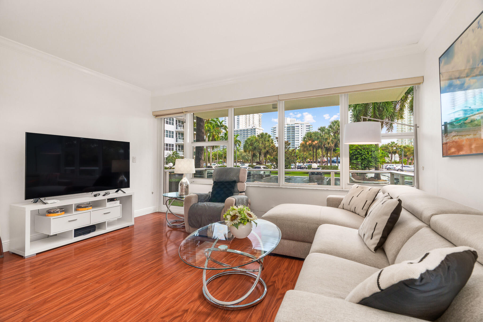 3333 NE 34TH Street 115