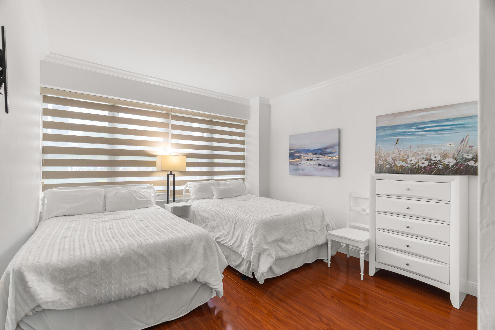 3333 NE 34TH Street 115