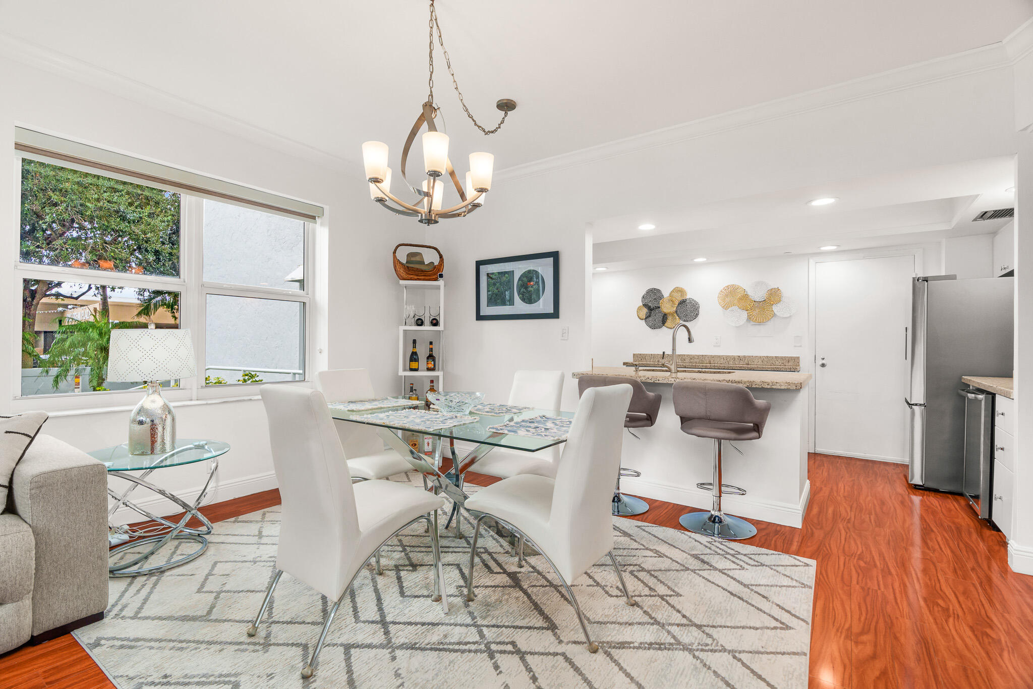3333 NE 34TH Street 115
