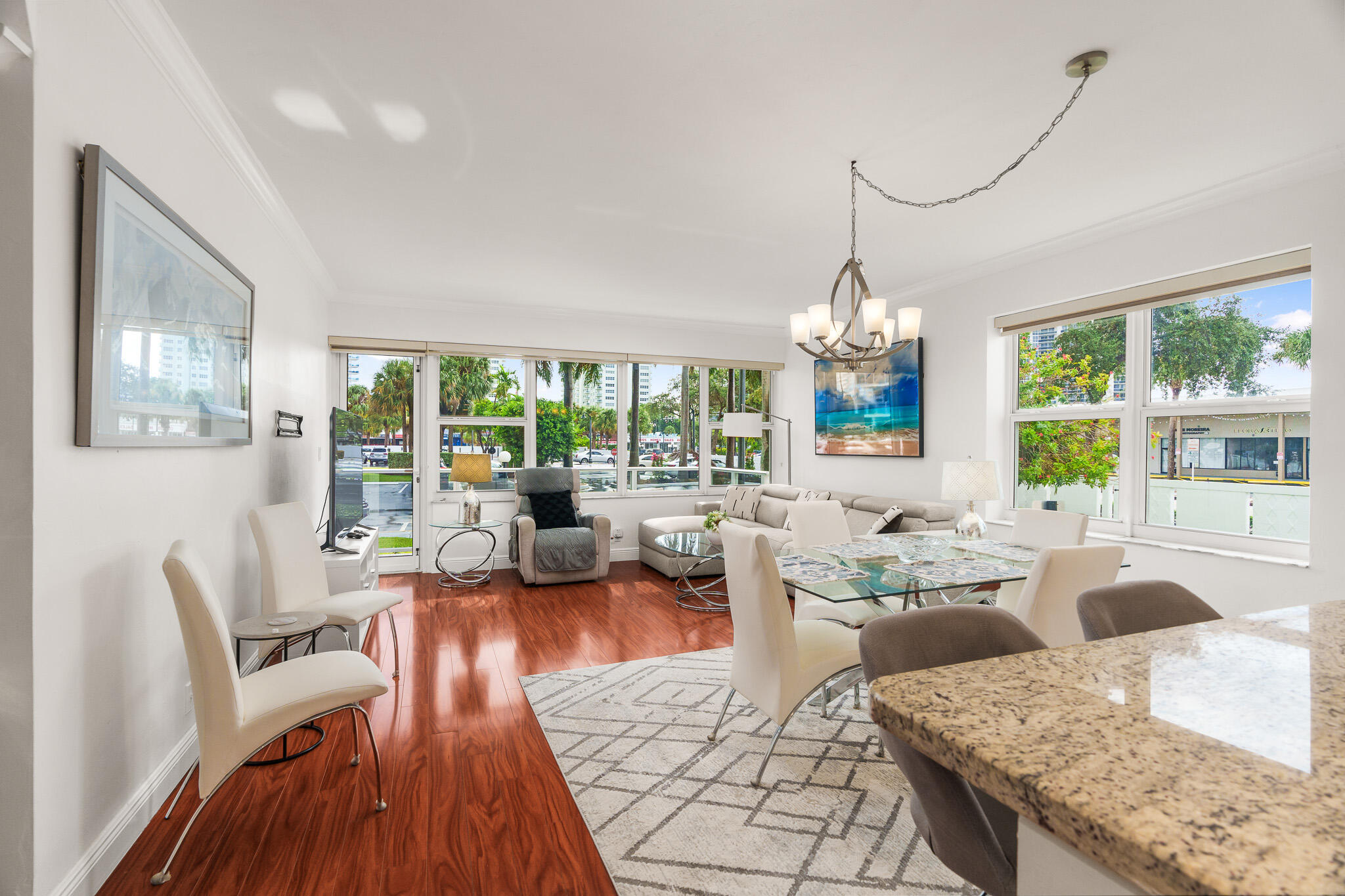 3333 NE 34TH Street 115