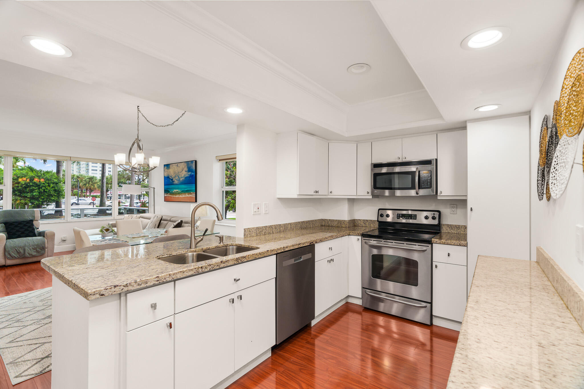 3333 NE 34TH Street 115