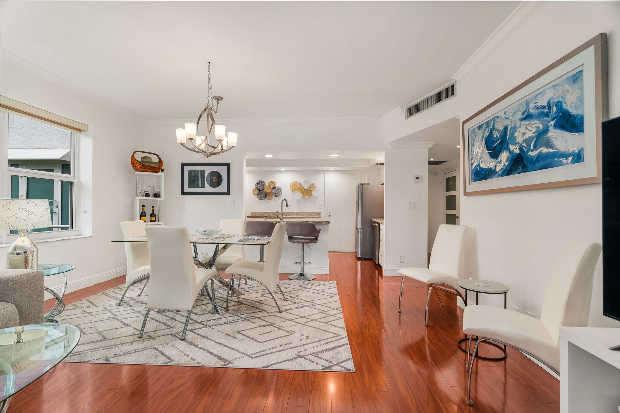 3333 NE 34TH Street 115