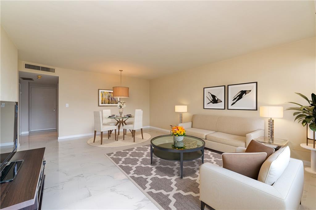 3333 NE 34th St 1117