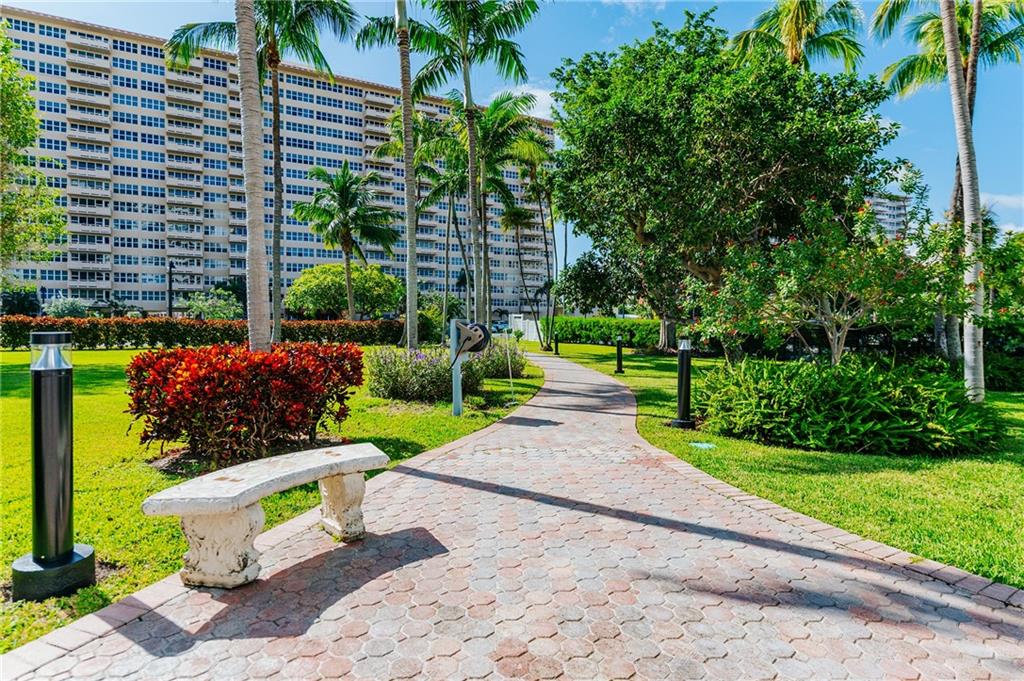 3300 NE 36th St 1022