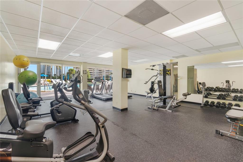 3300 NE 36th St 1022