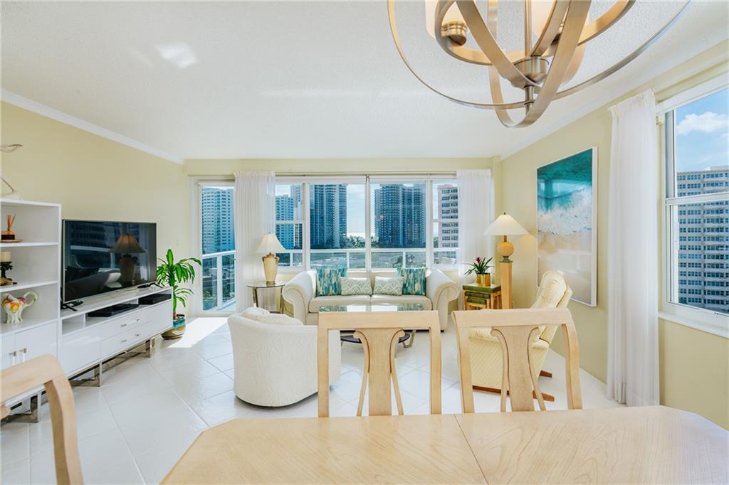 3300 NE 36th St 1022