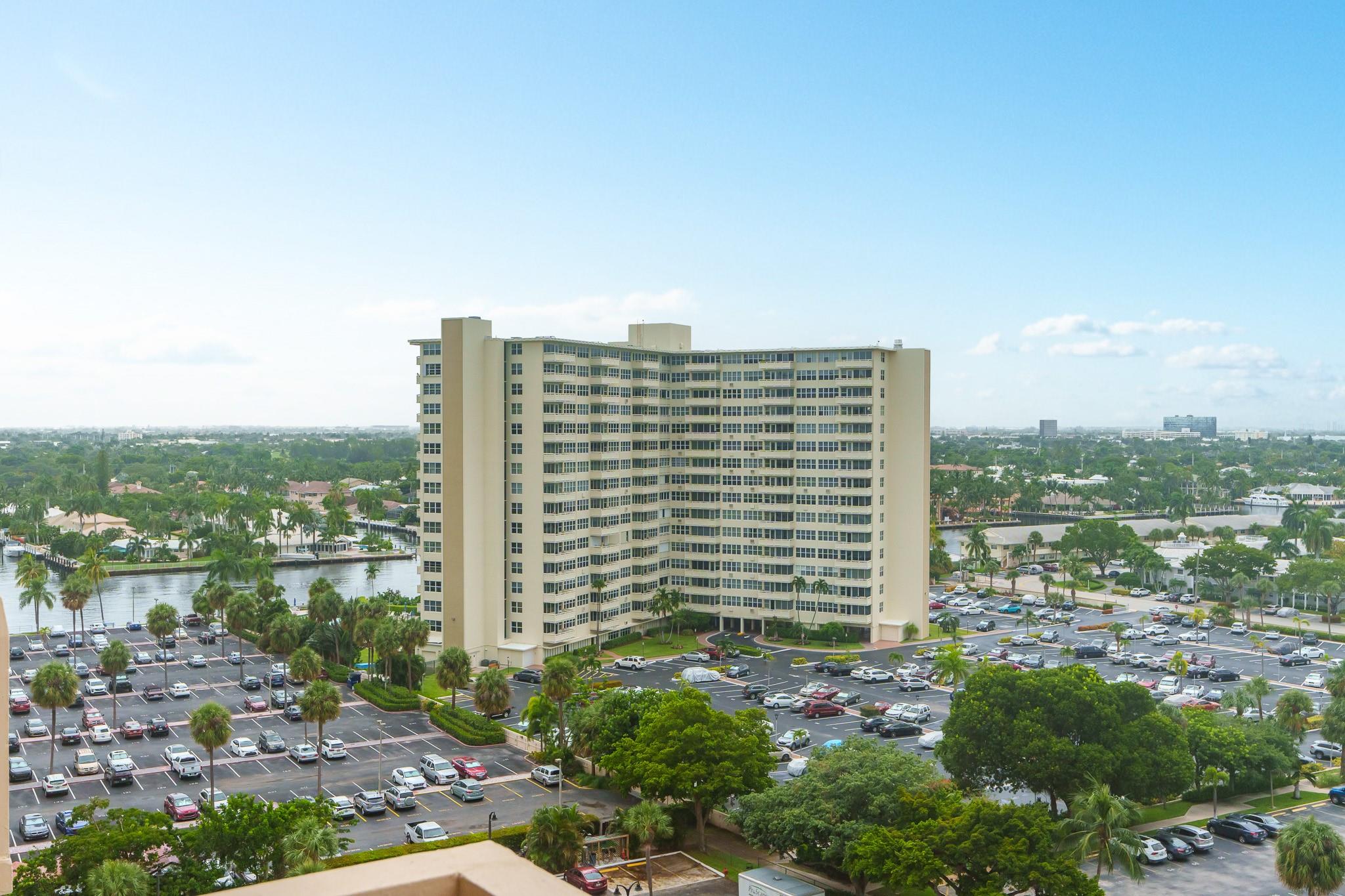 3333 NE 34th St 1206