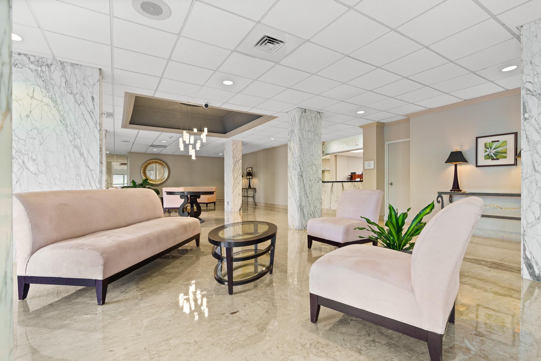 3300 NE 36th St 1220