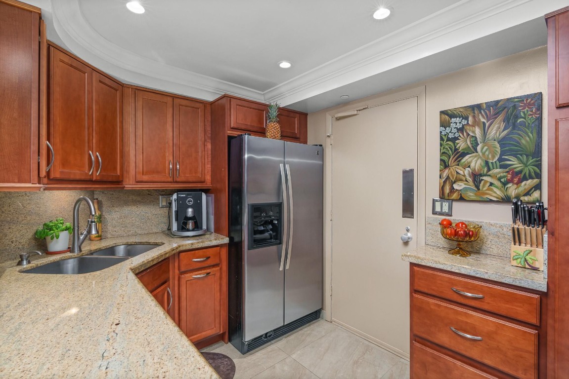 3333 NE 34th St 1214