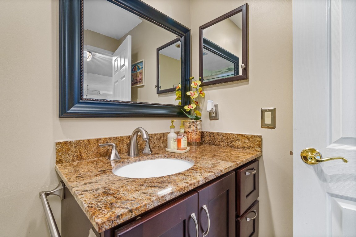 3333 NE 34th St 1214